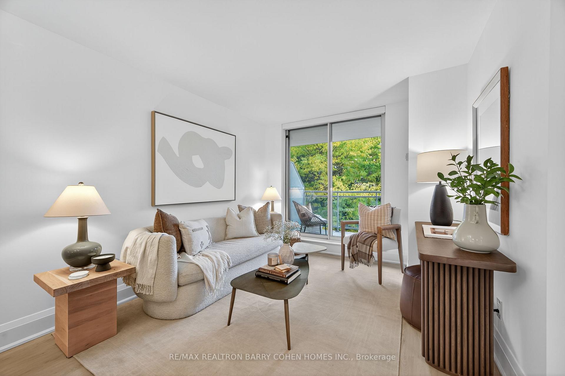 Photo 7 of Unit 503, 398 Eglinton Avenue E, Toronto, Mount Pleasant East — HOMEH