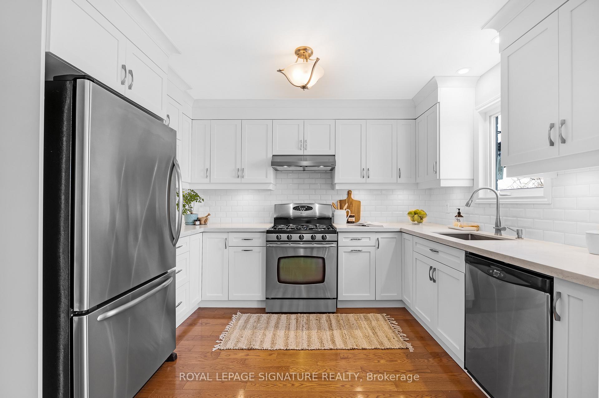 Photo 4 of 26 Parkins Drive, Ajax, Central — HOMEH