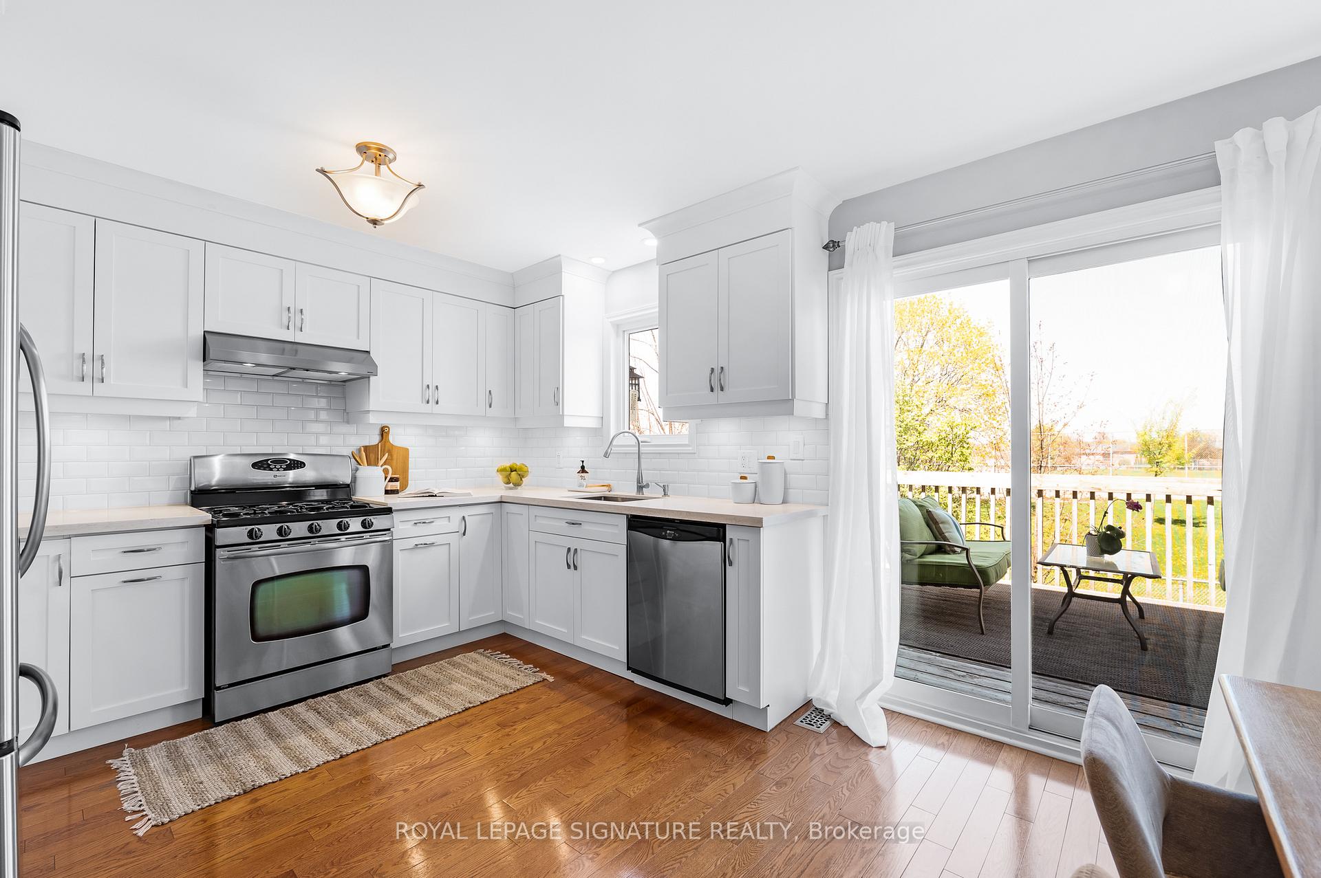 Photo 5 of 26 Parkins Drive, Ajax, Central — HOMEH