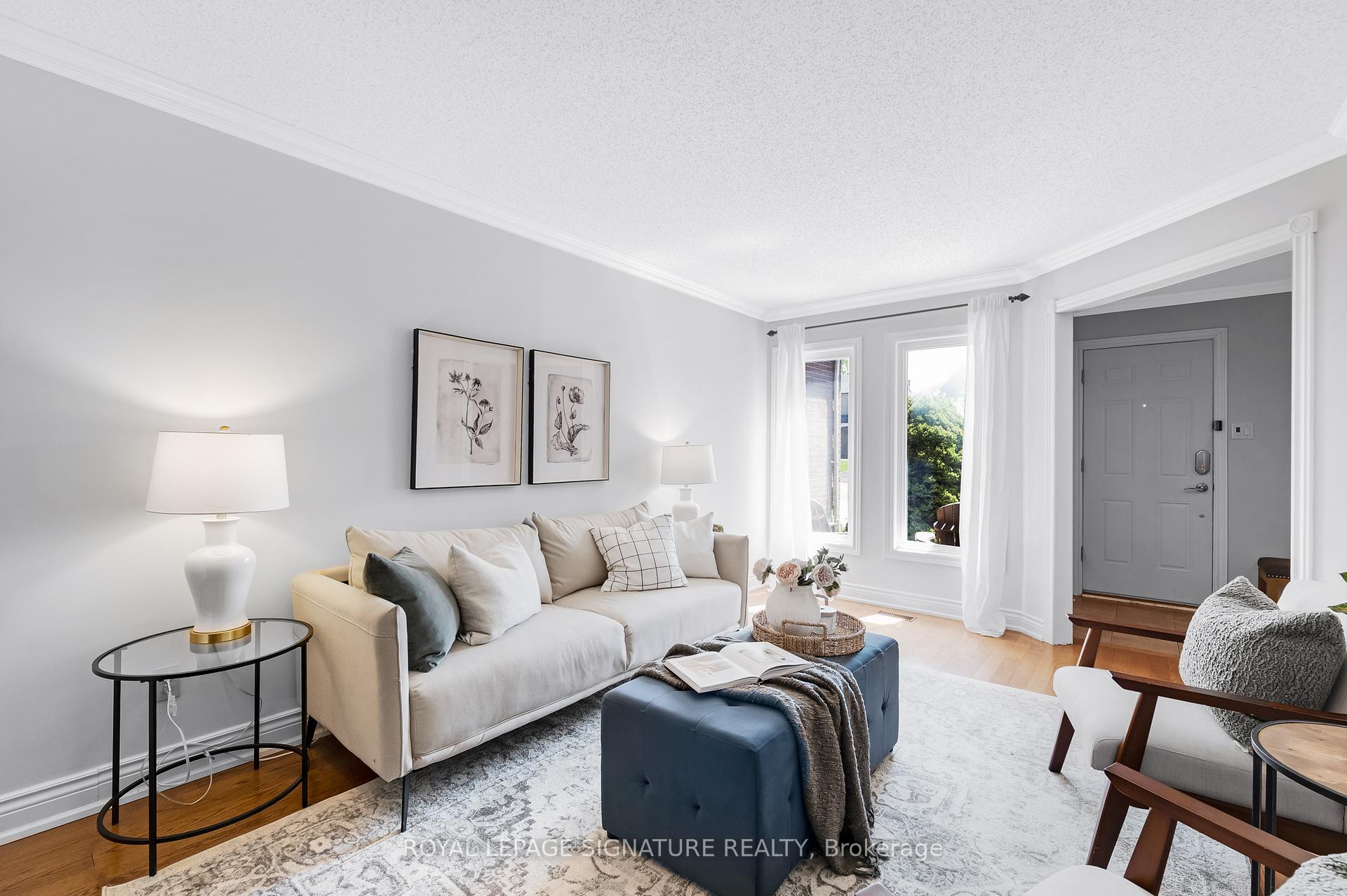 Photo 13 of 26 Parkins Drive, Ajax, Central — HOMEH