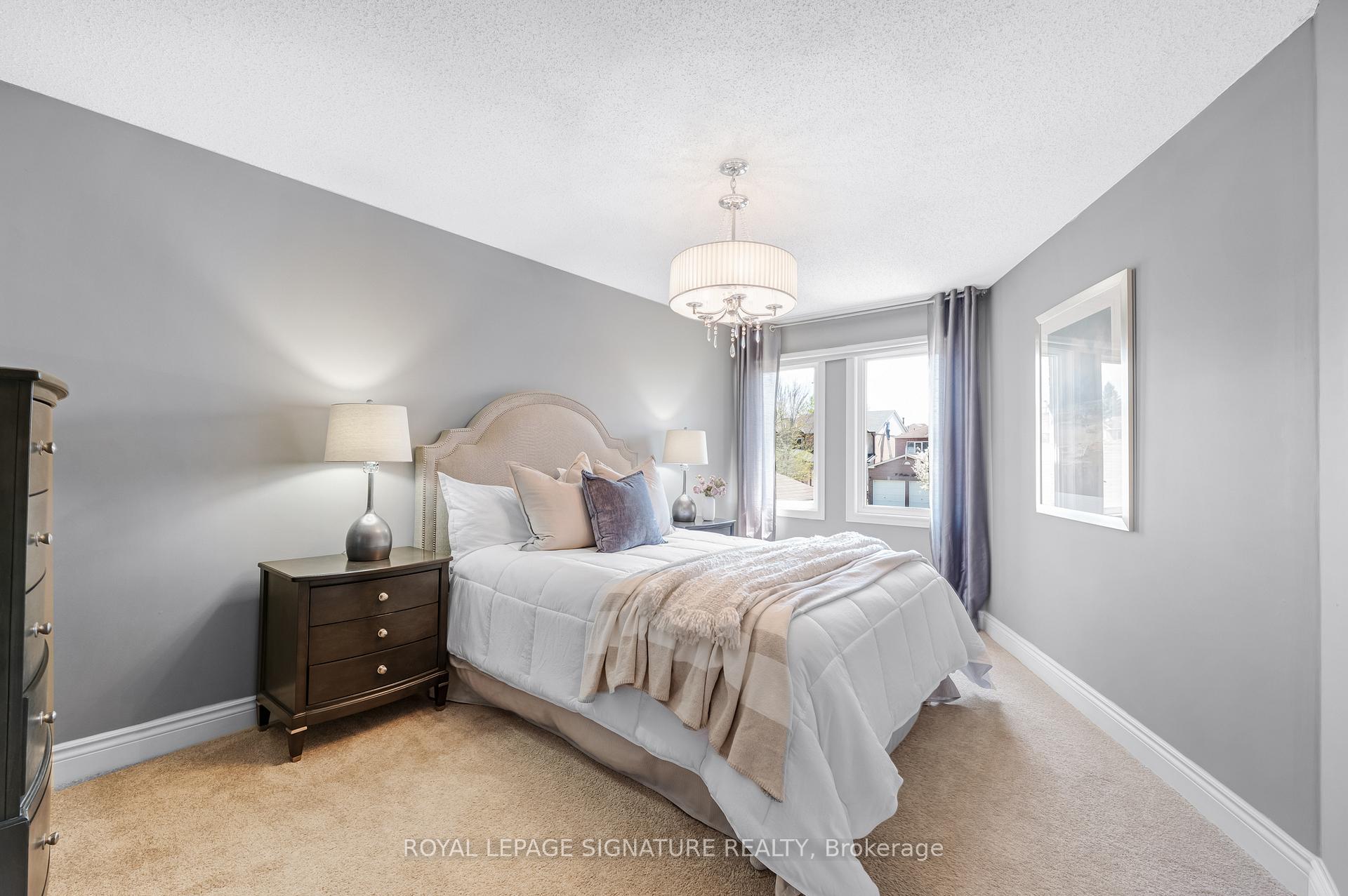 Photo 24 of 26 Parkins Drive, Ajax, Central — HOMEH