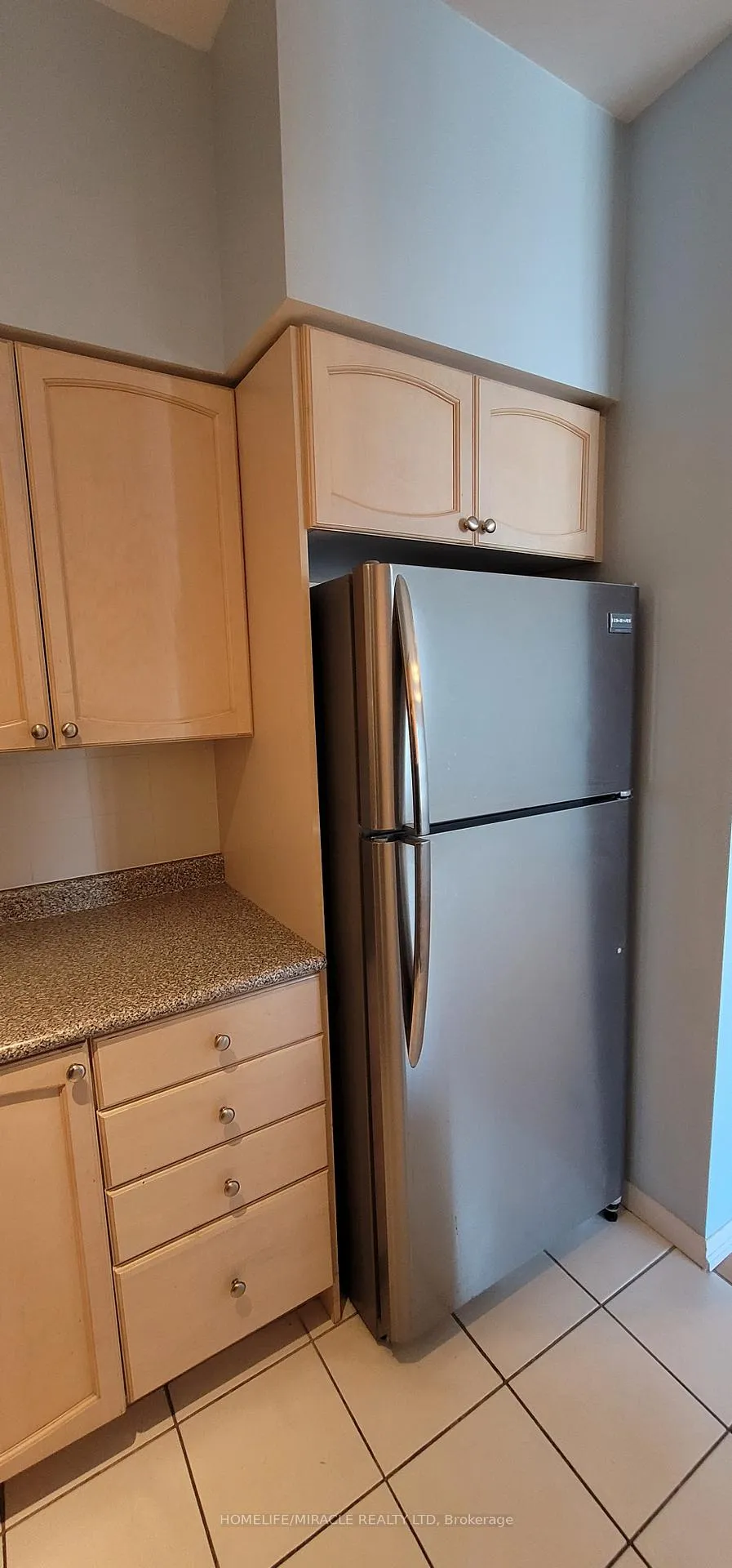 Photo 11 of Unit 2412, 219 Fort York Boulevard, Toronto, Niagara — HOMEH