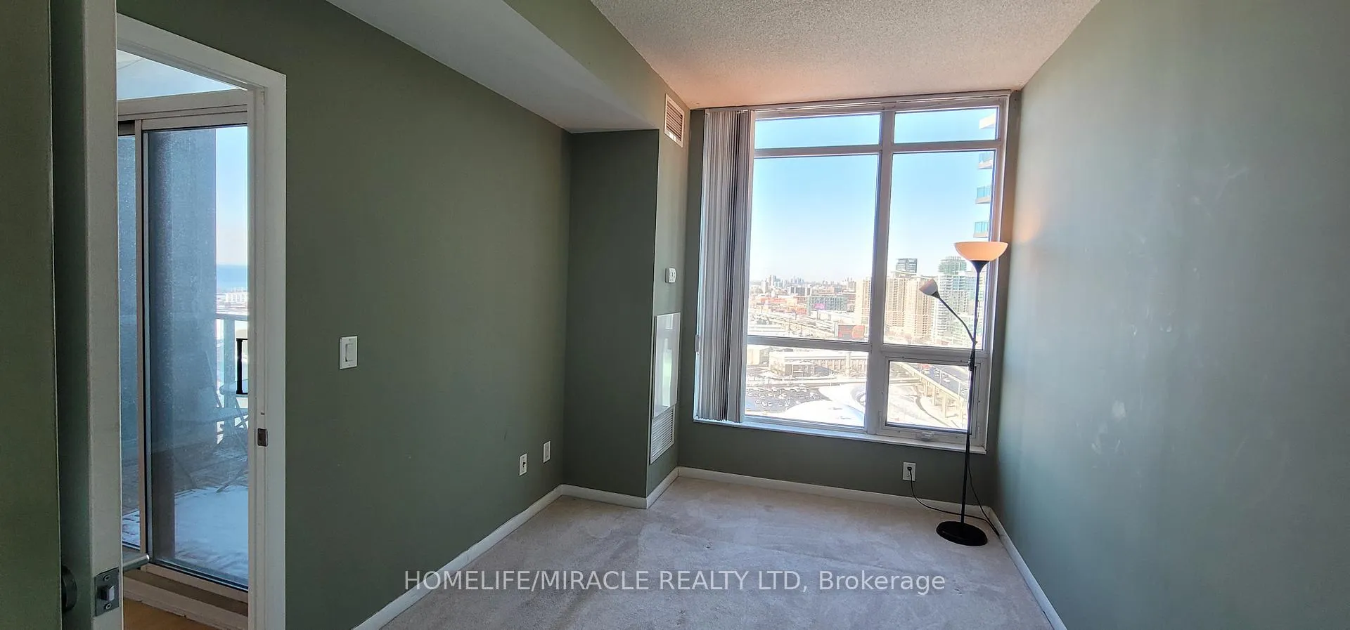 Photo 18 of Unit 2412, 219 Fort York Boulevard, Toronto, Niagara — HOMEH