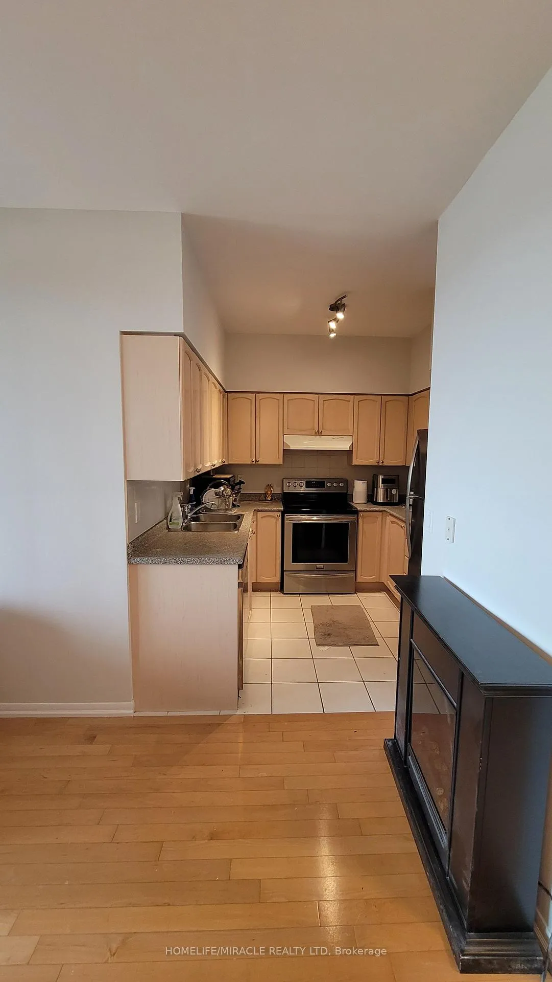 Photo 30 of Unit 2412, 219 Fort York Boulevard, Toronto, Niagara — HOMEH