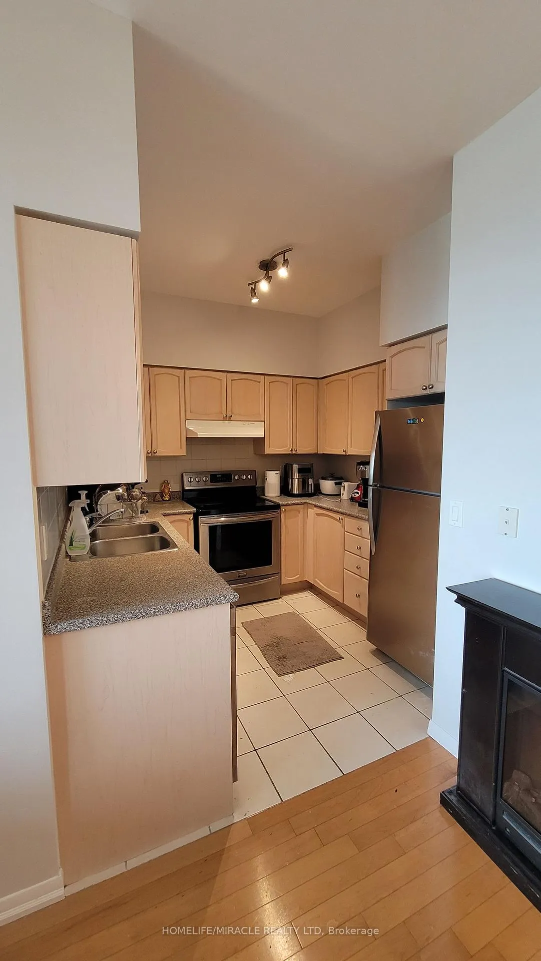Photo 31 of Unit 2412, 219 Fort York Boulevard, Toronto, Niagara — HOMEH