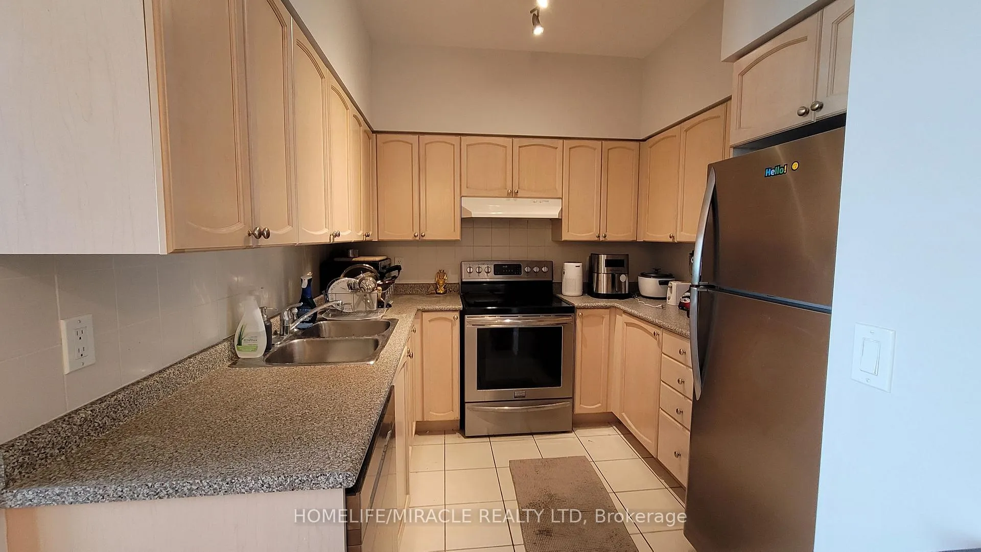 Photo 32 of Unit 2412, 219 Fort York Boulevard, Toronto, Niagara — HOMEH