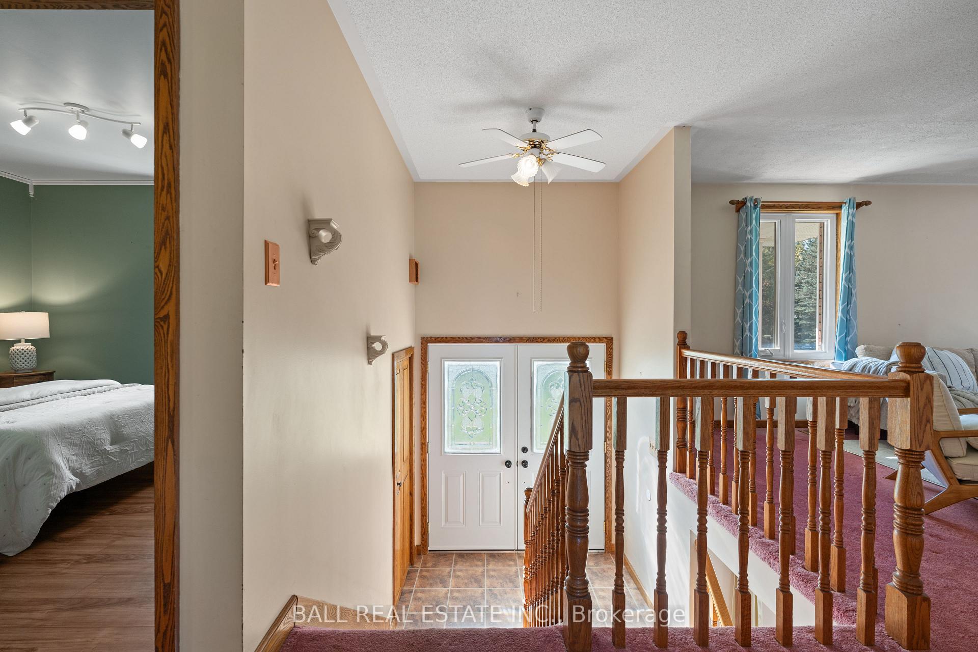Photo 5 of 732 Ford Crescent, Cavan Monaghan, Cavan Twp — HOMEH