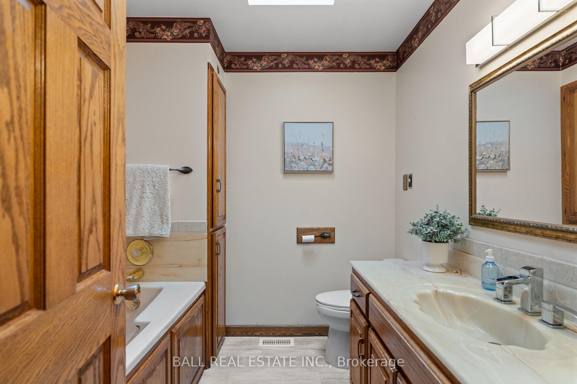 Photo 21 of 732 Ford Crescent, Cavan Monaghan, Cavan Twp — HOMEH