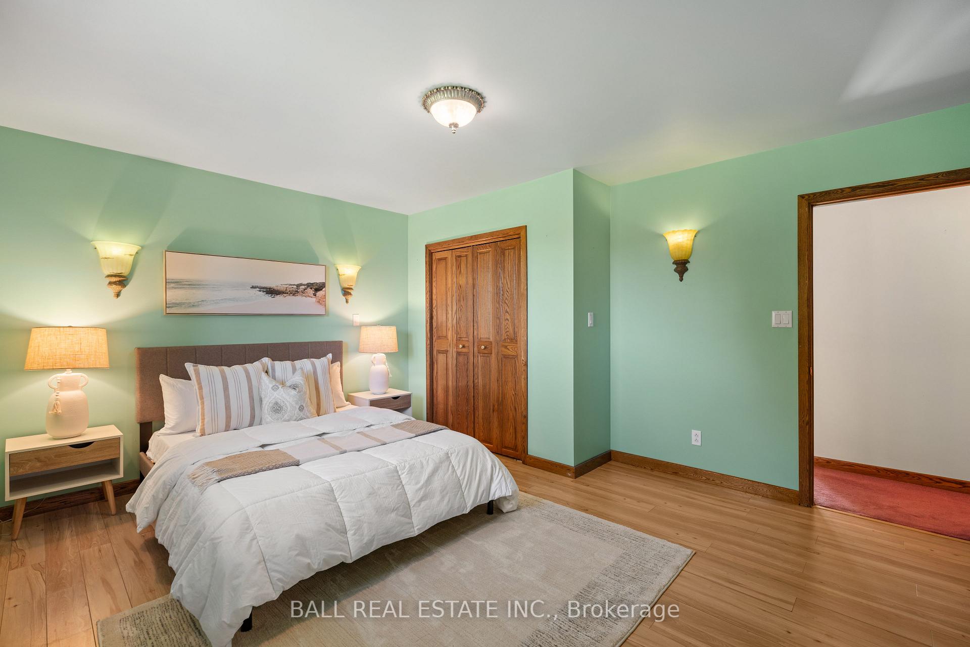 Photo 24 of 732 Ford Crescent, Cavan Monaghan, Cavan Twp — HOMEH