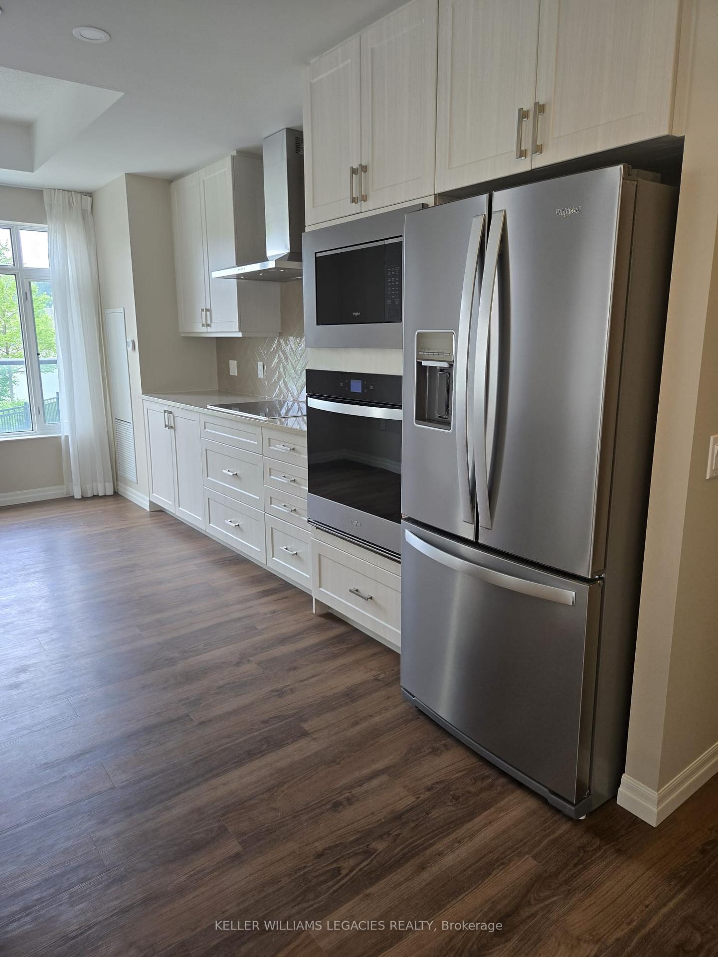 Photo 8 of Unit 113, 460 William Graham Drive, Aurora, Rural Aurora — HOMEH