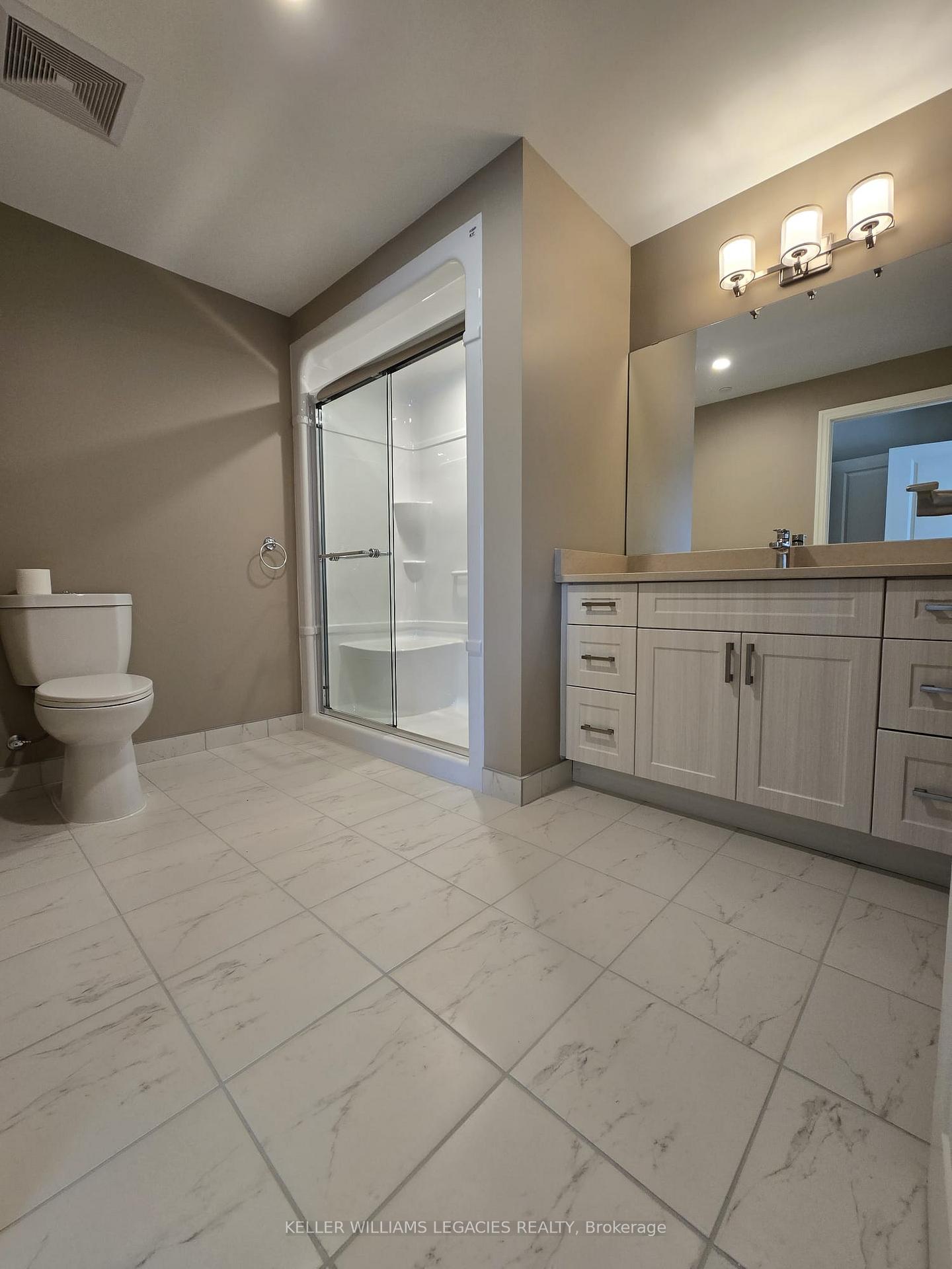 Photo 22 of Unit 113, 460 William Graham Drive, Aurora, Rural Aurora — HOMEH