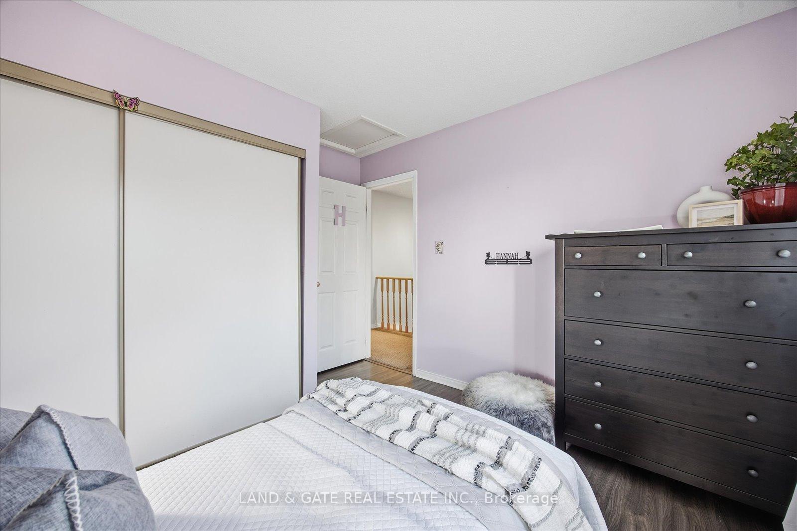 Photo 28 of 76 Moyse Drive, Clarington, Courtice — HOMEH
