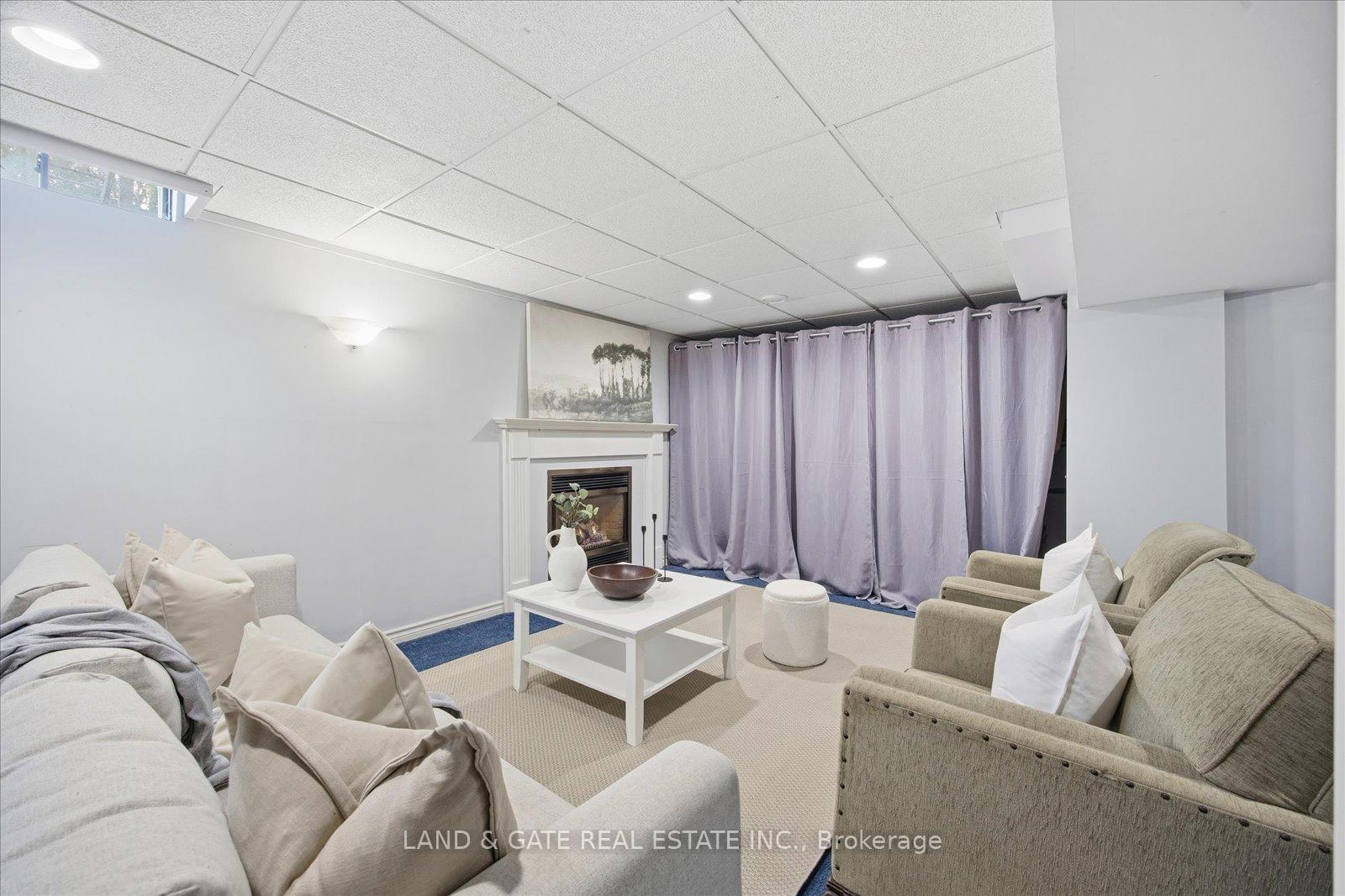 Photo 35 of 76 Moyse Drive, Clarington, Courtice — HOMEH