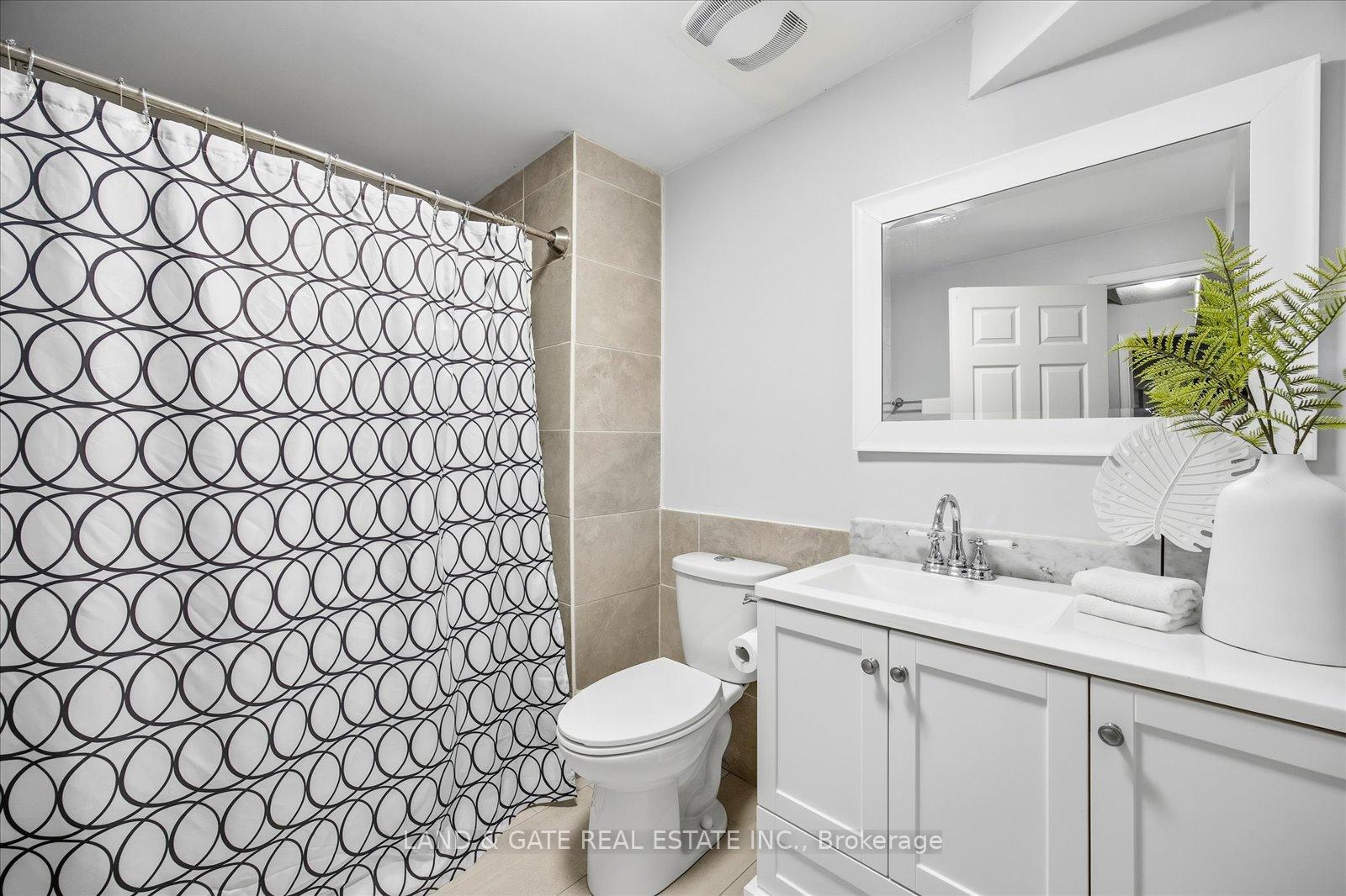 Photo 39 of 76 Moyse Drive, Clarington, Courtice — HOMEH