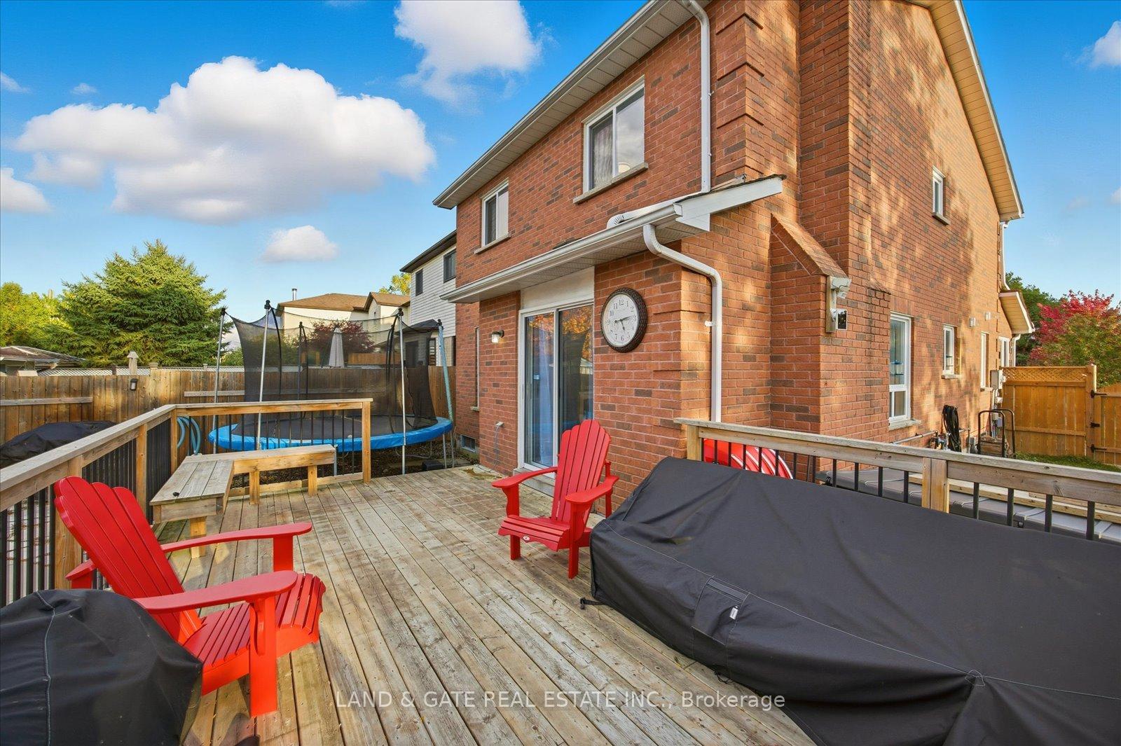 Photo 40 of 76 Moyse Drive, Clarington, Courtice — HOMEH