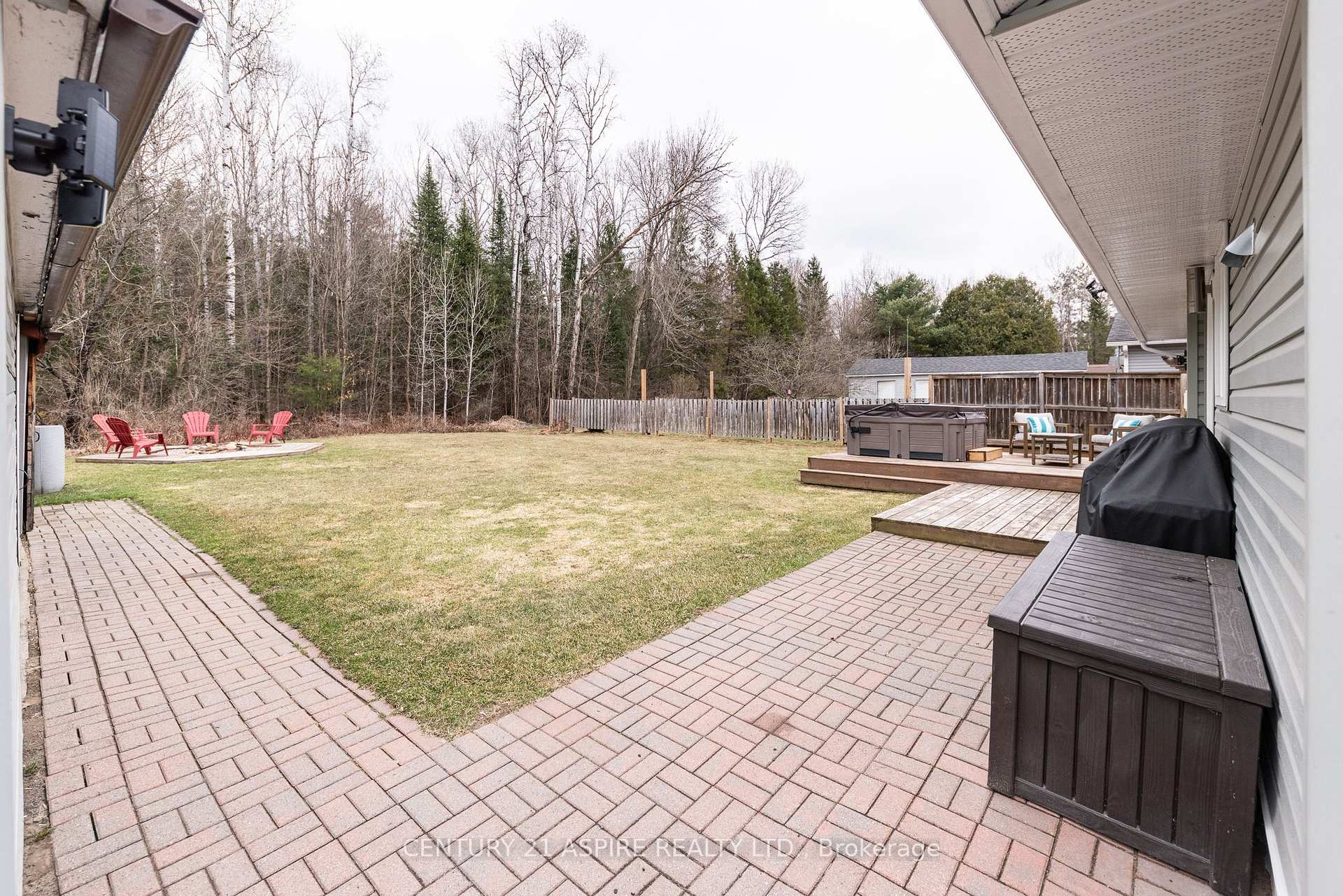 Photo 1 of 51 Beach Avenue, Deep River — HOMEH