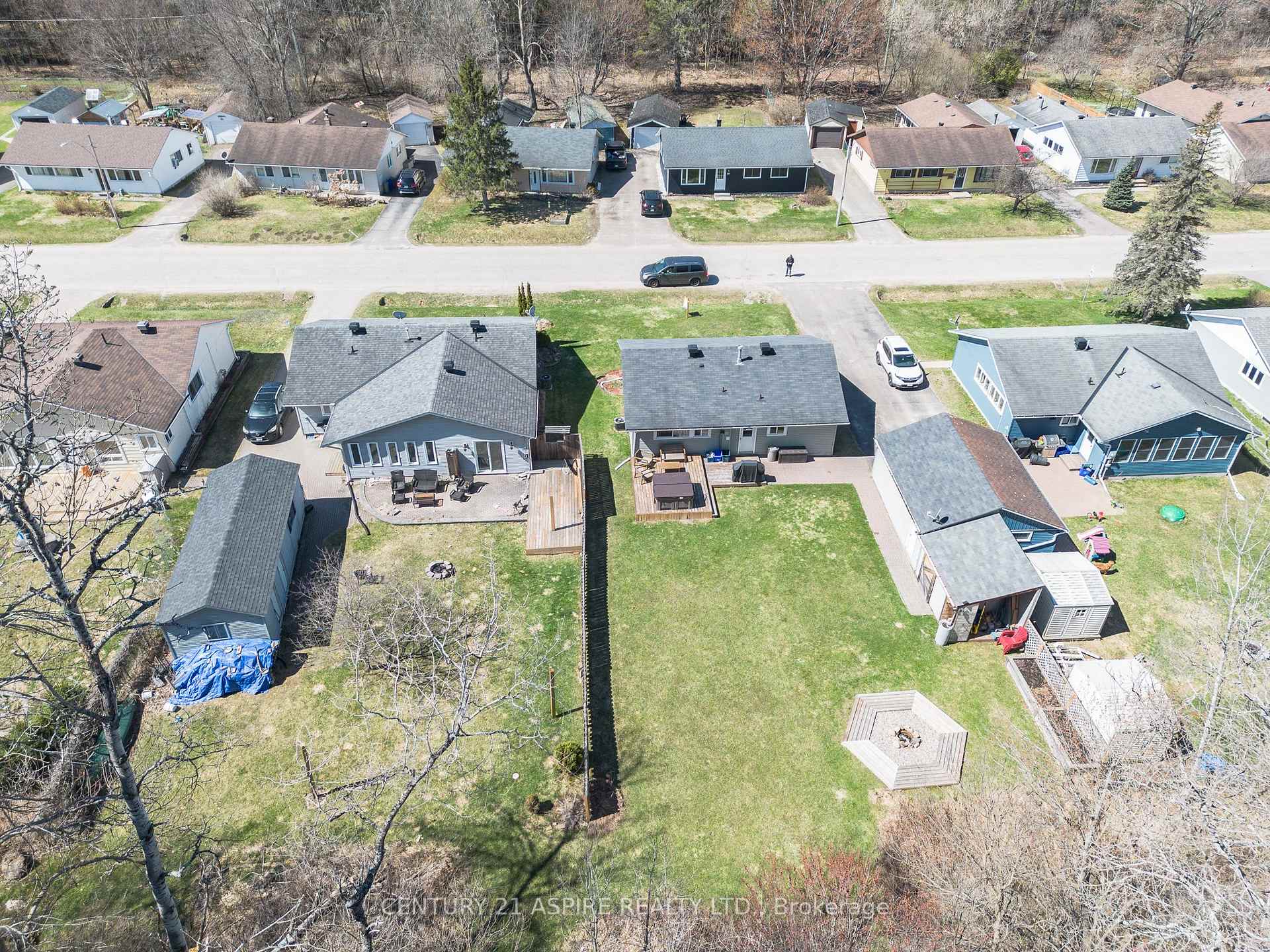Photo 2 of 51 Beach Avenue, Deep River — HOMEH
