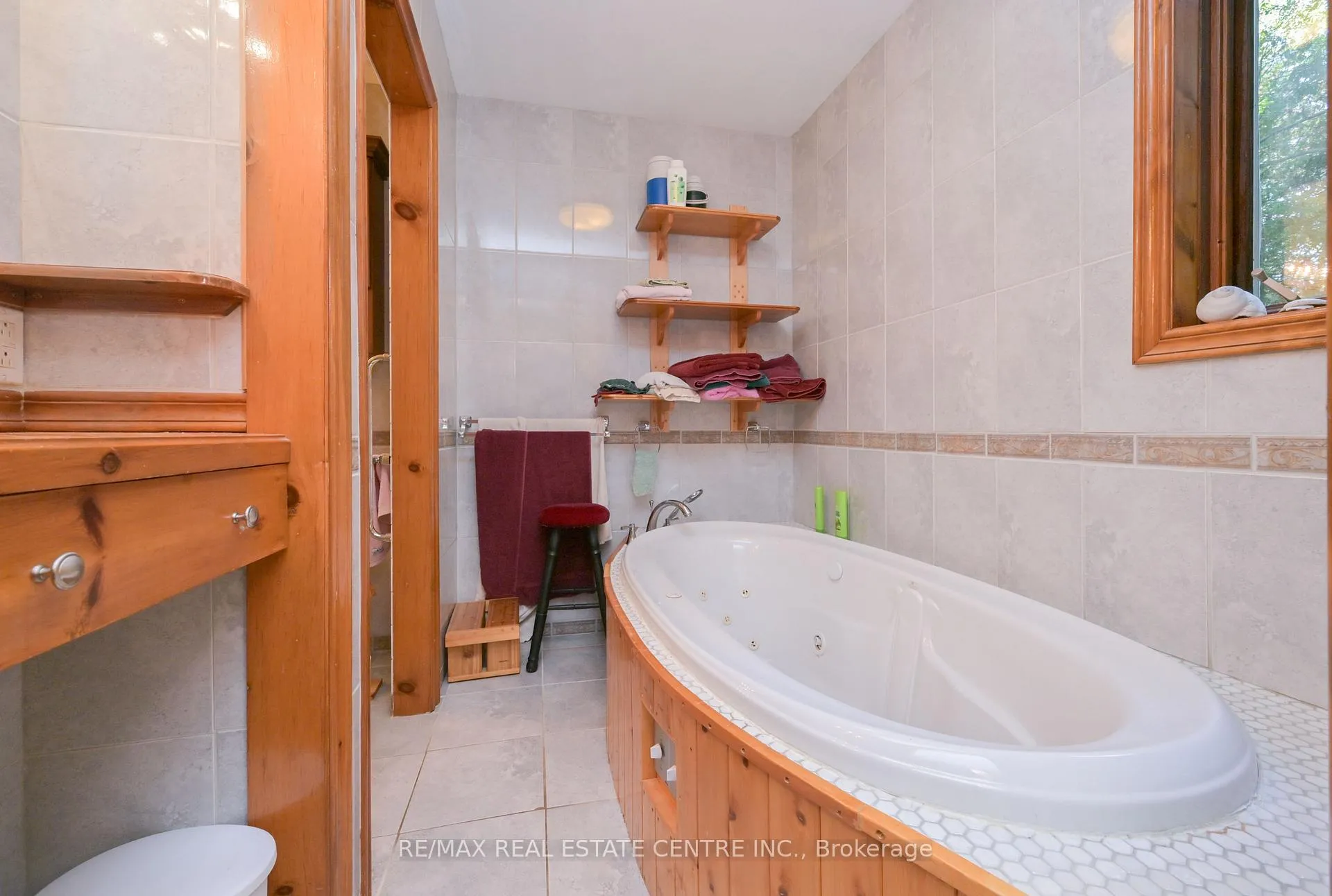Photo 16 of 20462 Willoughby Road, Caledon, Rural Caledon — HOMEH