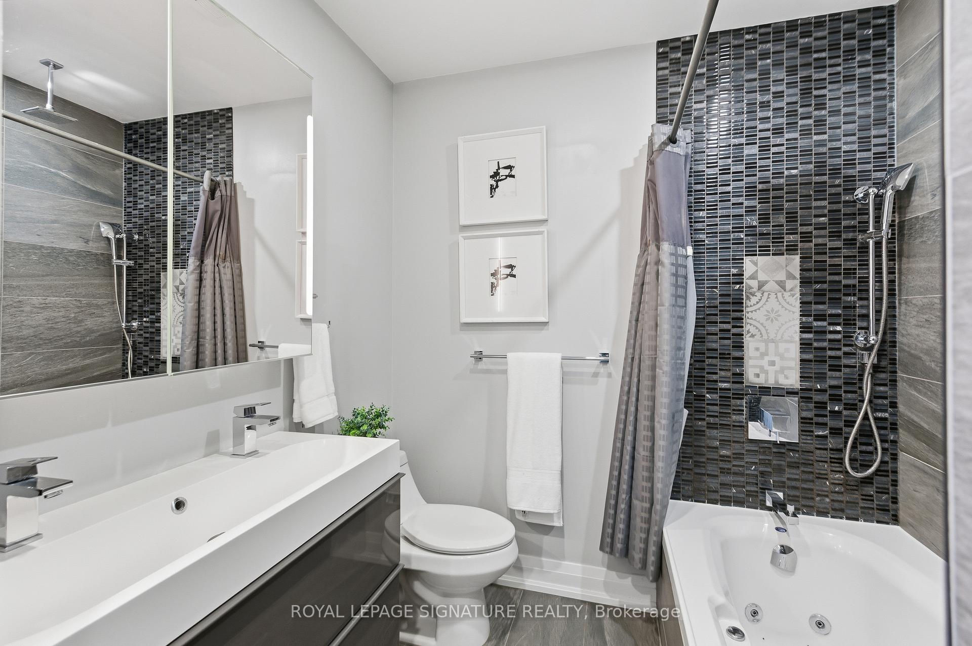 Photo 15 of Unit 503, 60 Bathurst Street, Toronto, Niagara — HOMEH