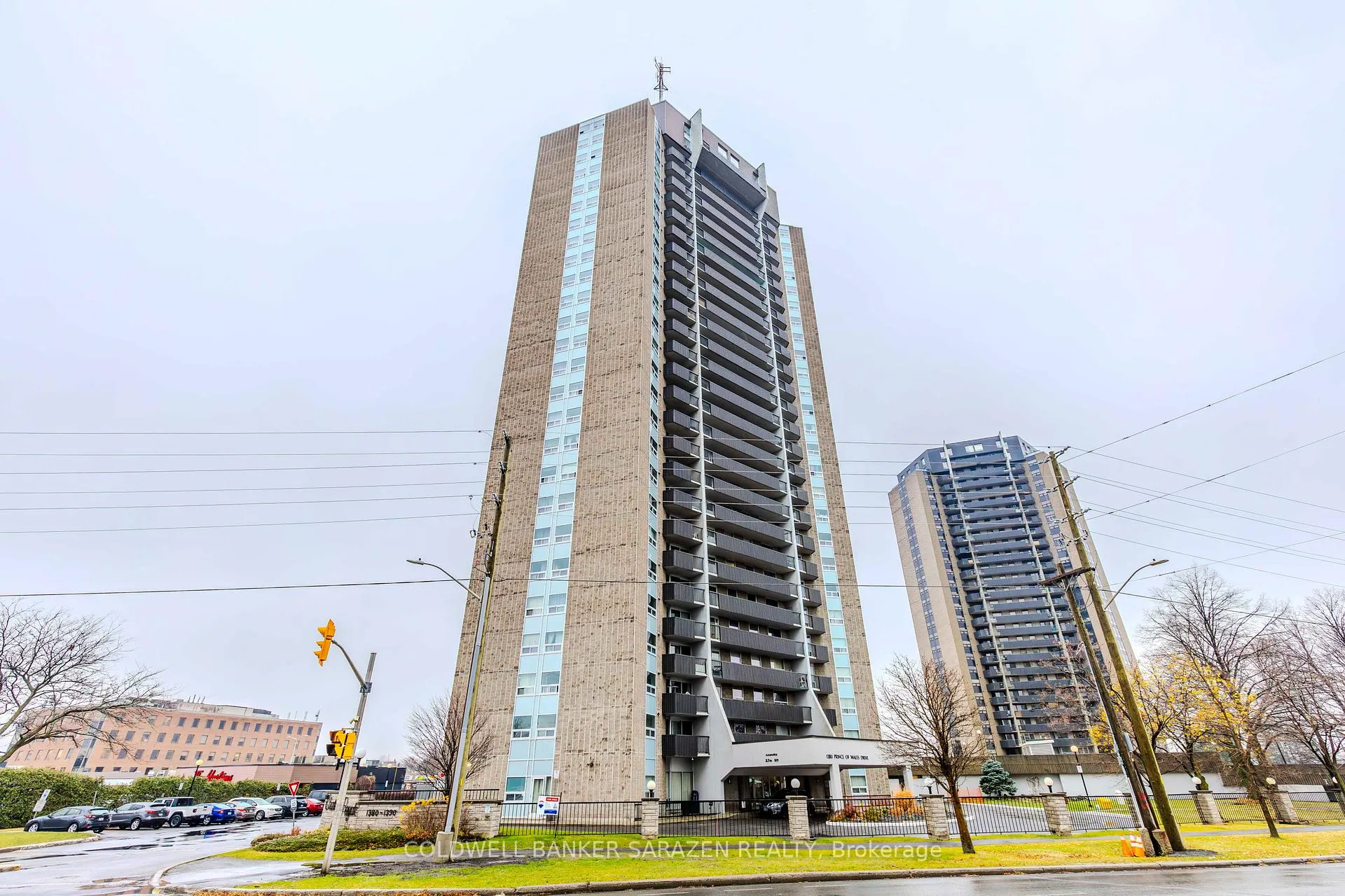 Front of Unit 901, 1380 Prince Of Wales Drive