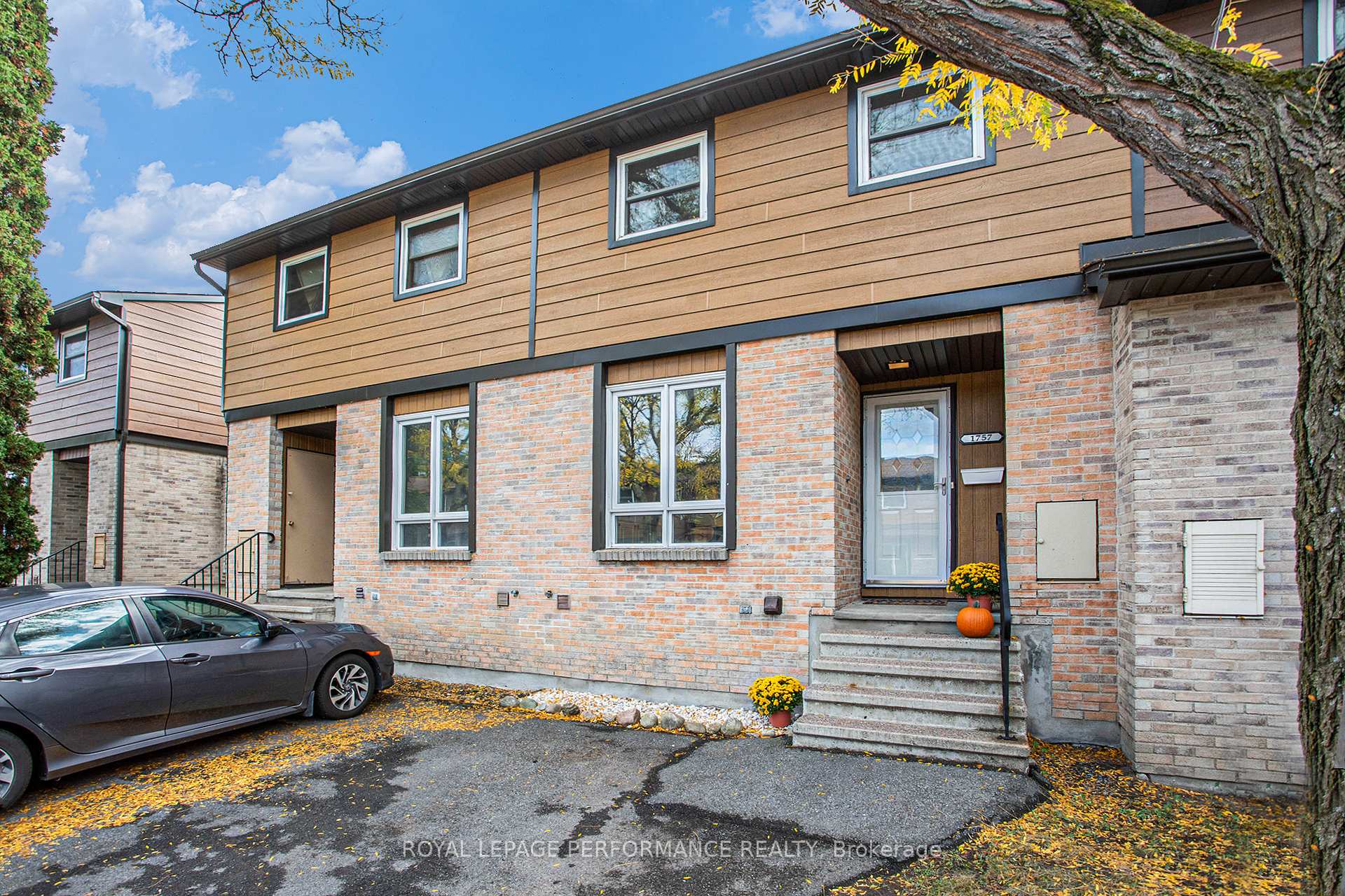 Photo 2 of 1757 Trappist Lane, Ottawa, Convent Glen South — HOMEH