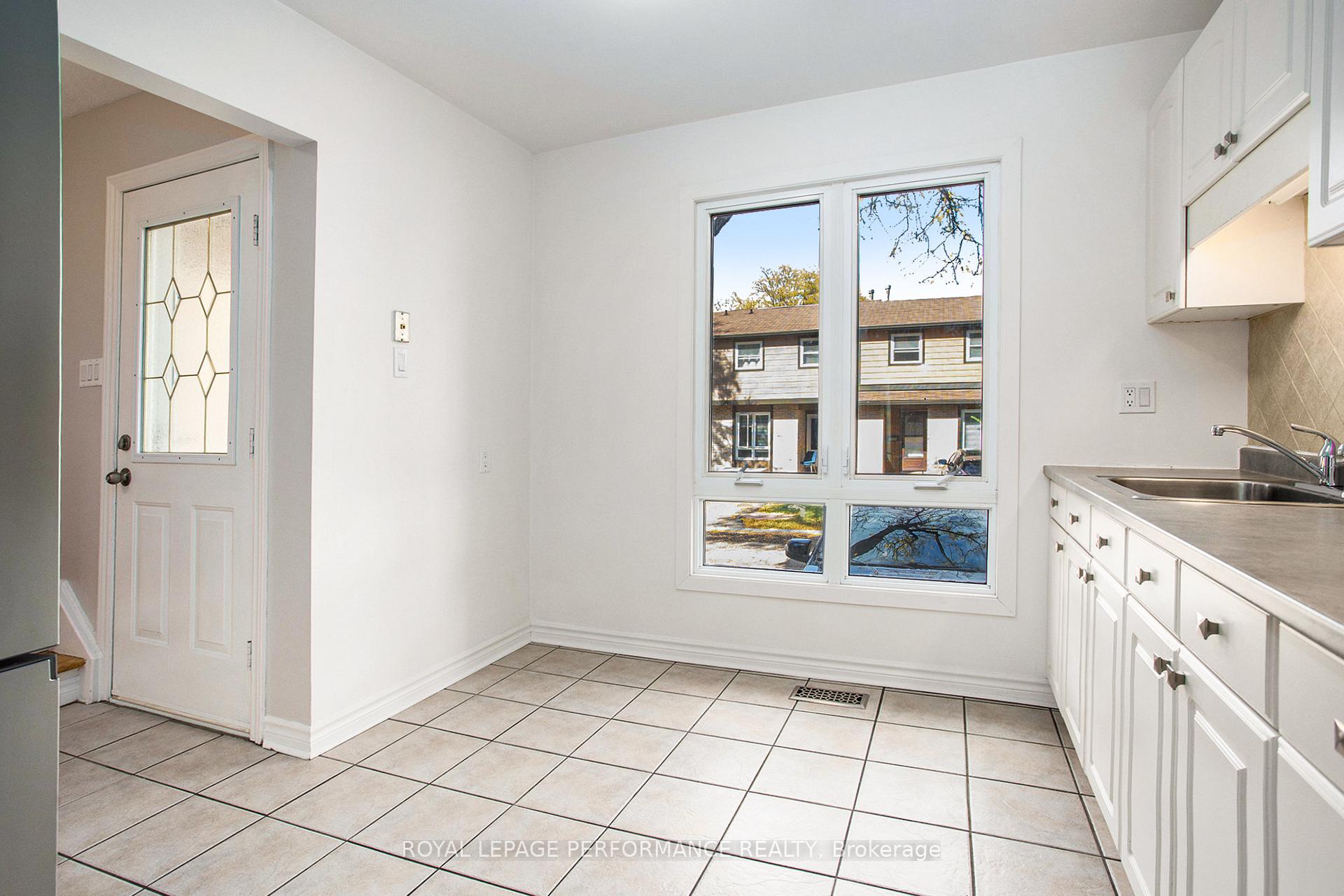 Photo 4 of 1757 Trappist Lane, Ottawa, Convent Glen South — HOMEH