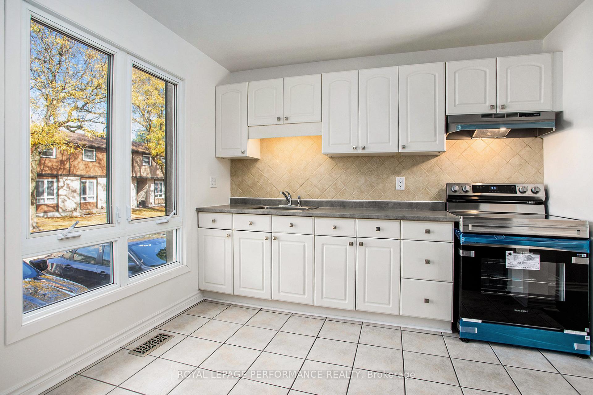 Photo 5 of 1757 Trappist Lane, Ottawa, Convent Glen South — HOMEH
