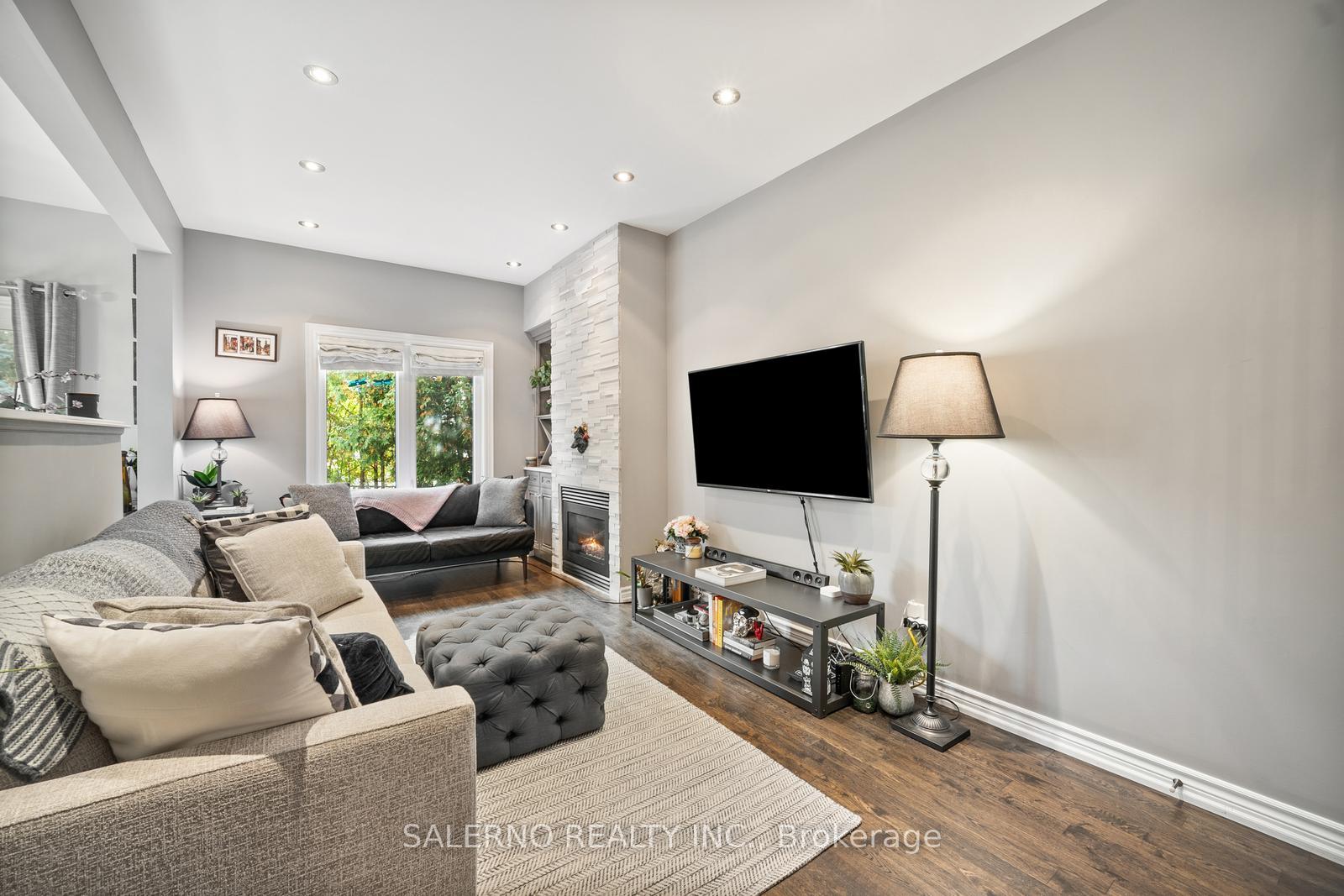 Photo 9 of Unit 2, 180 Blue Willow Drive, Vaughan, East Woodbridge — HOMEH