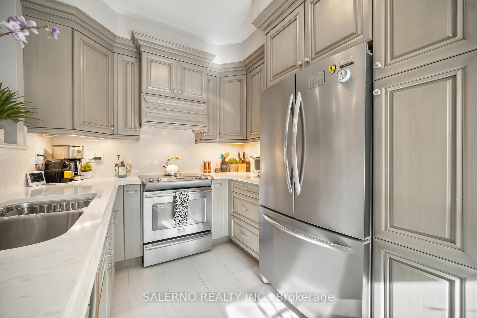 Photo 17 of Unit 2, 180 Blue Willow Drive, Vaughan, East Woodbridge — HOMEH