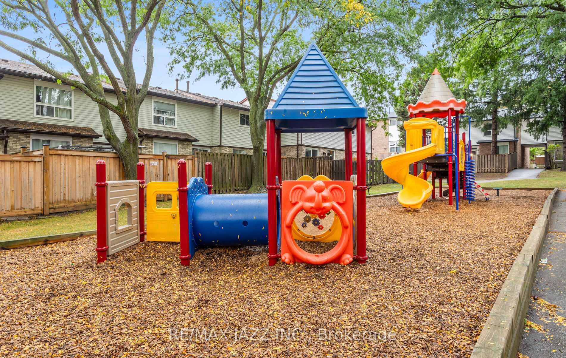 Photo 61 of Unit 95, 1330 Trowbridge Drive, Oshawa, Centennial — HOMEH