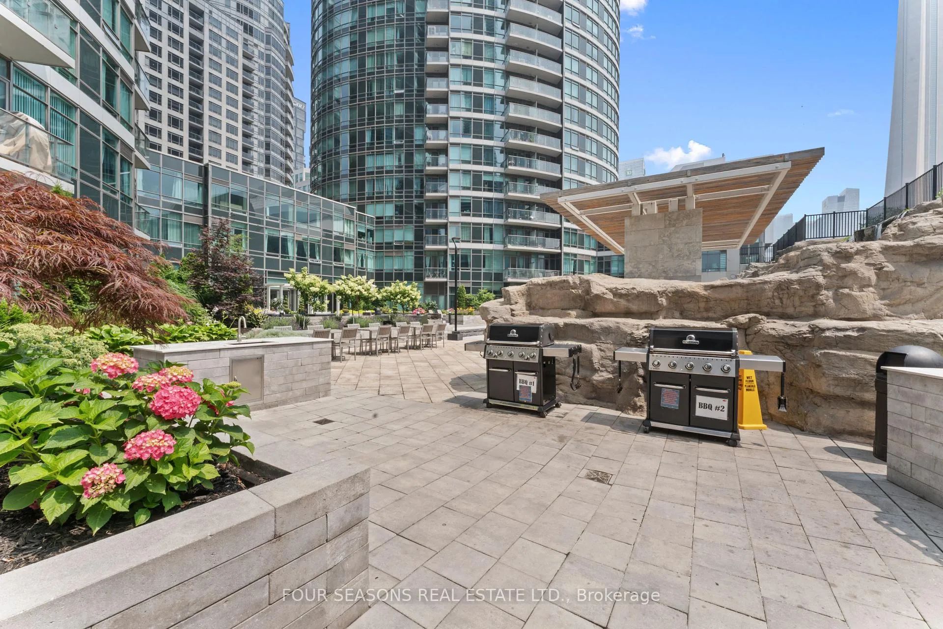 Photo 19 of Unit 2510, 361 Front Street W, Toronto, Waterfront Communities — HOMEH