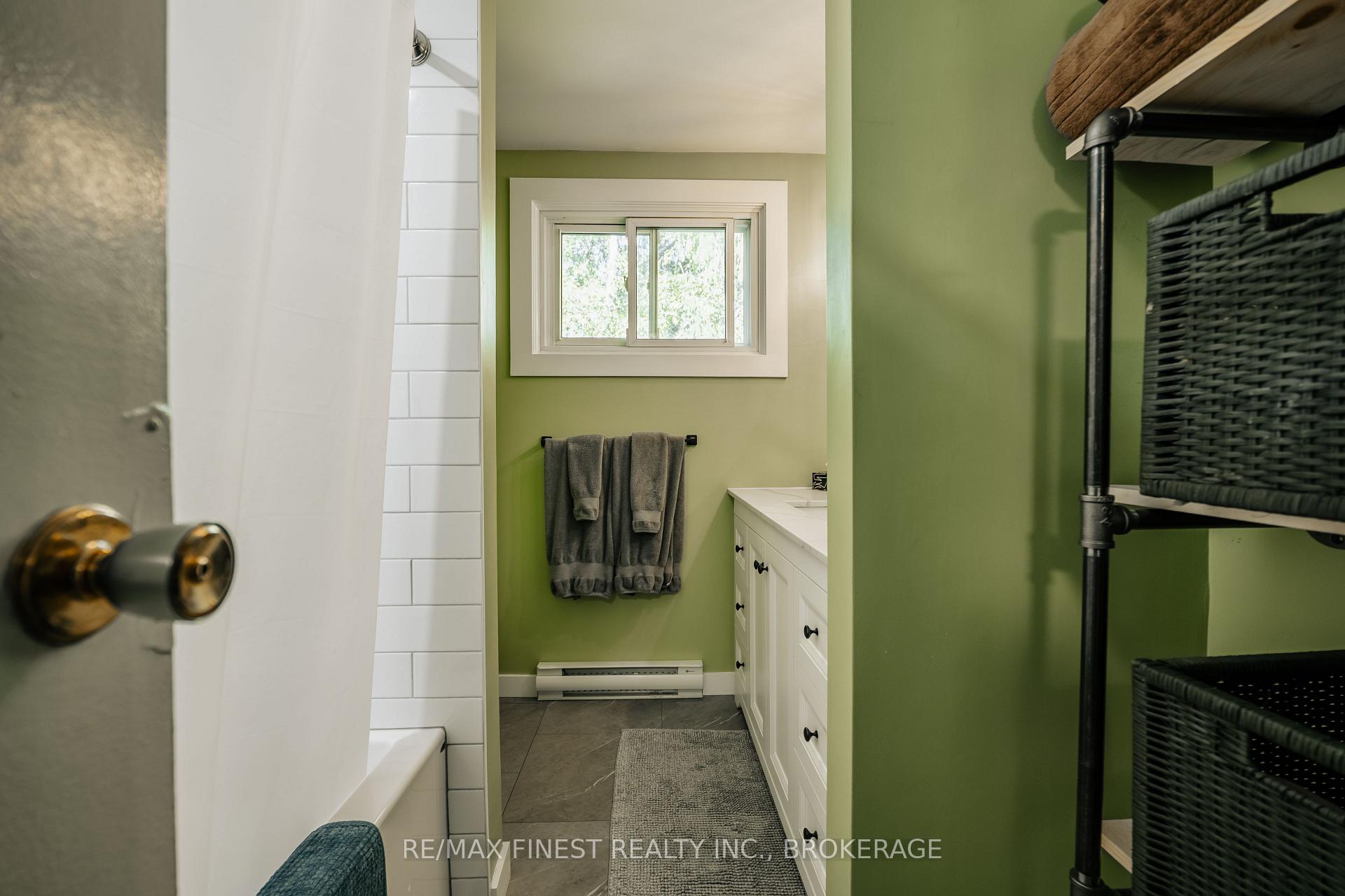 Photo 29 of Unit 14, 258 Queen Mary Road, Kingston, Central City West — HOMEH