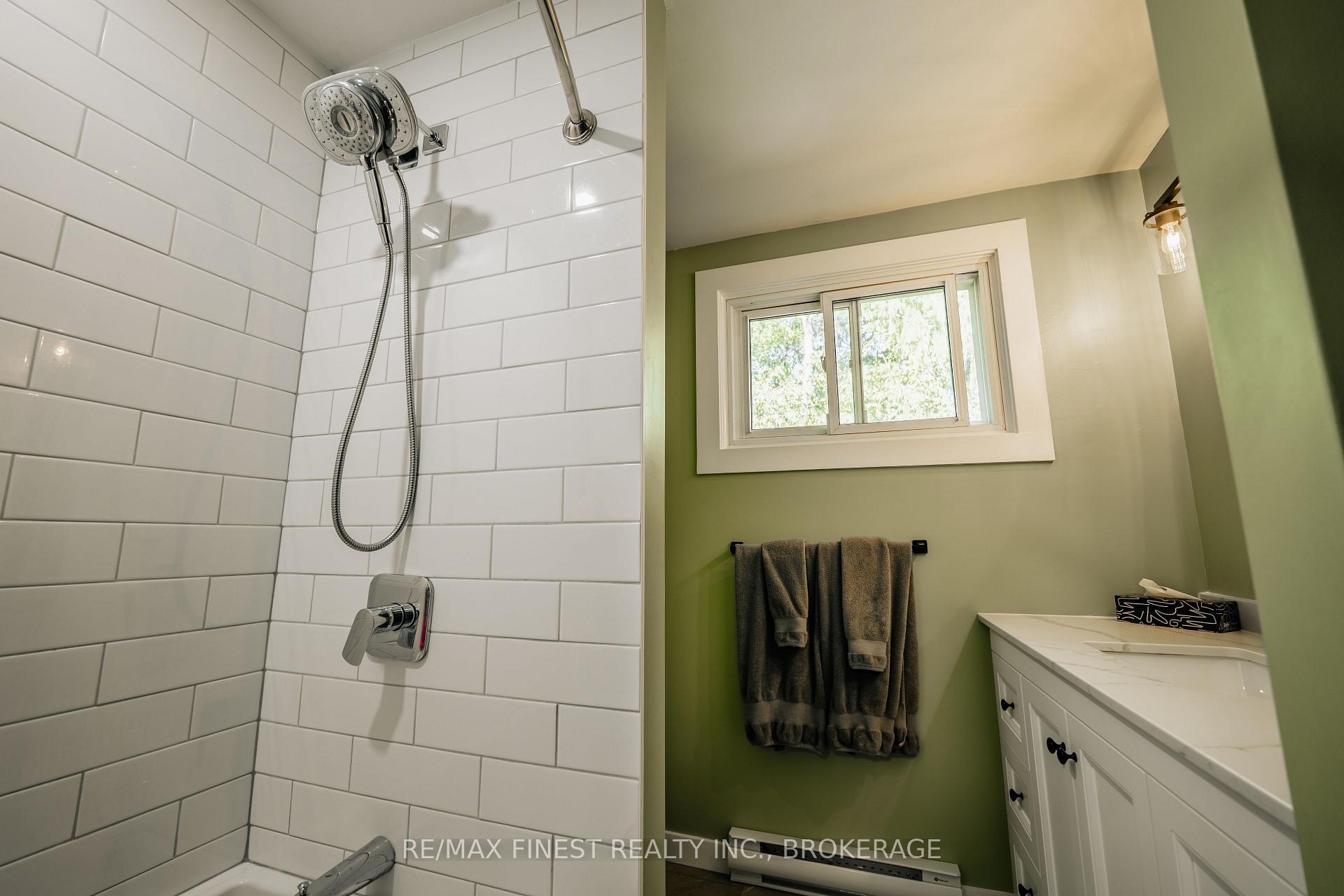 Photo 32 of Unit 14, 258 Queen Mary Road, Kingston, Central City West — HOMEH