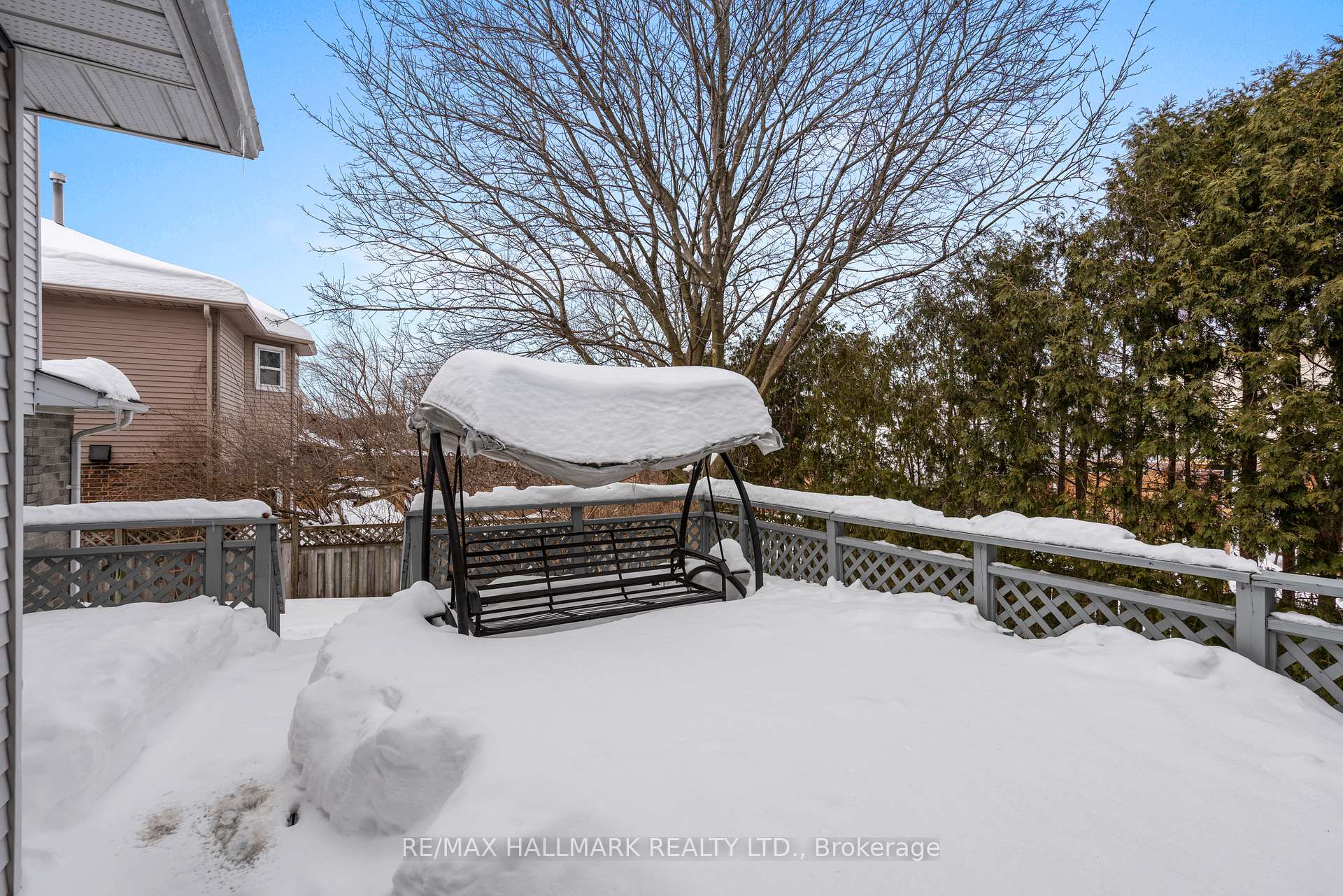 Photo 34 of 26 Buchanan Crescent, Aurora, Aurora Village — HOMEH