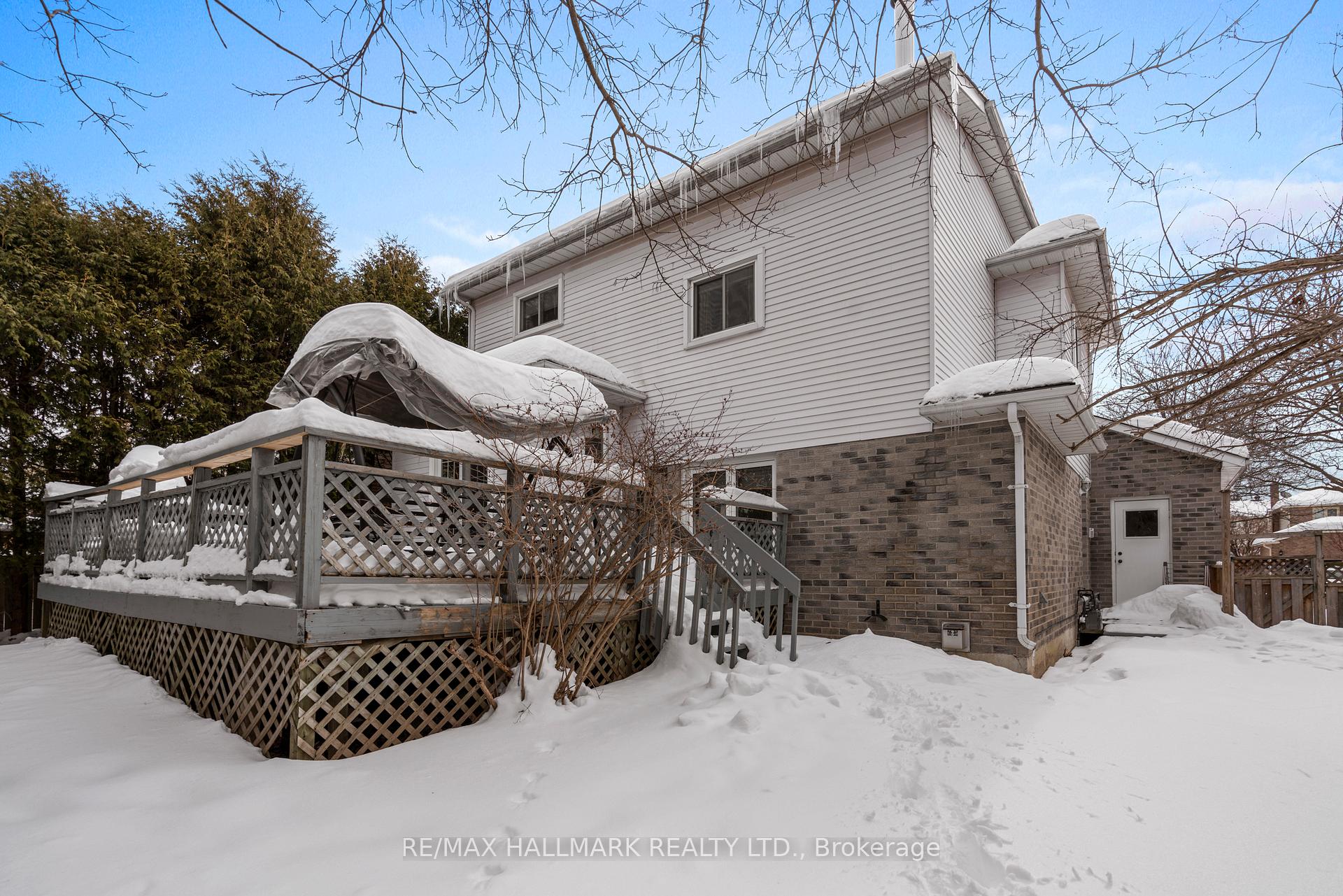 Photo 36 of 26 Buchanan Crescent, Aurora, Aurora Village — HOMEH