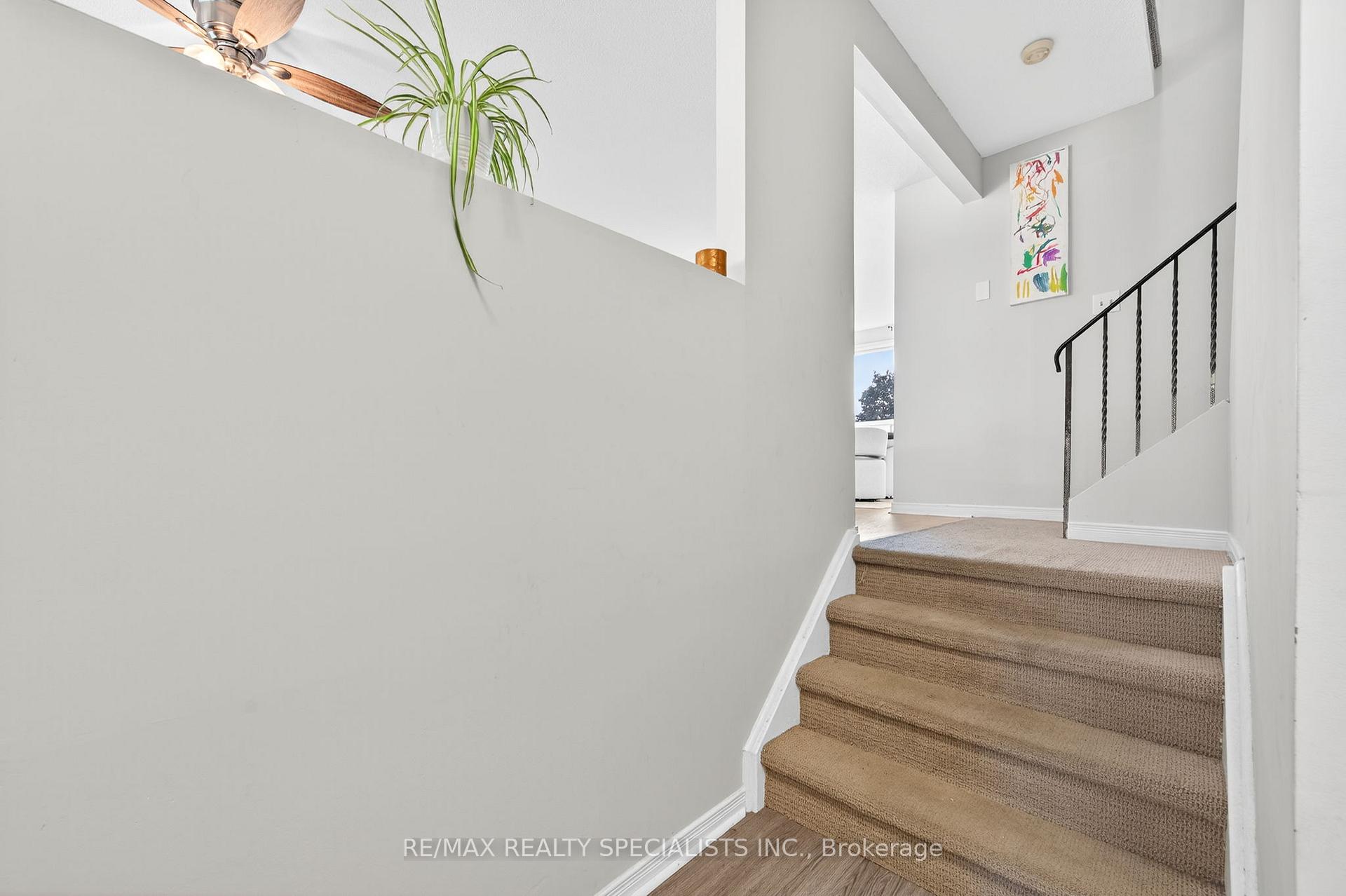 Photo 5 of Unit 54, 765 Oklahoma Drive, Pickering, West Shore — HOMEH