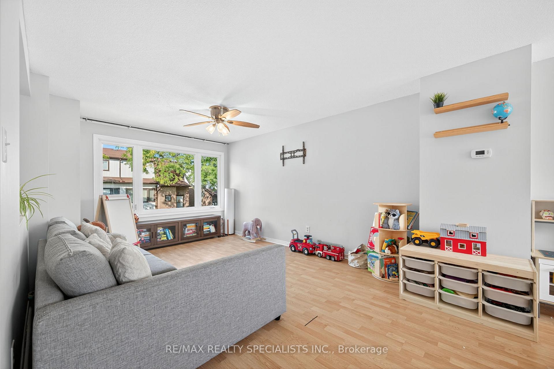 Photo 8 of Unit 54, 765 Oklahoma Drive, Pickering, West Shore — HOMEH
