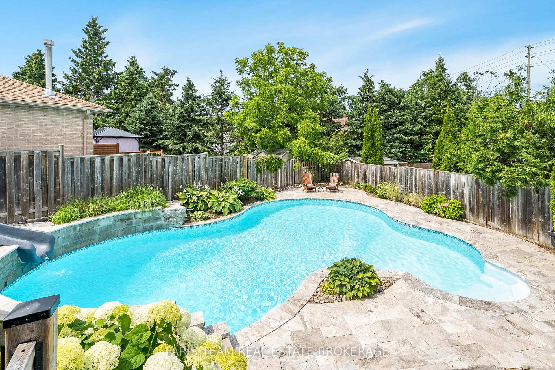 Photo 11 of 47 Lang Drive, Barrie, Northwest — HOMEH