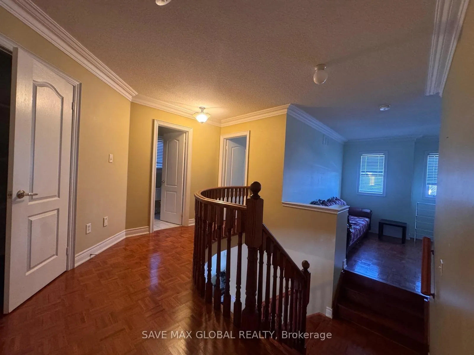 Photo 6 of 30 Prada Court, Brampton, Vales of Castlemore North — HOMEH