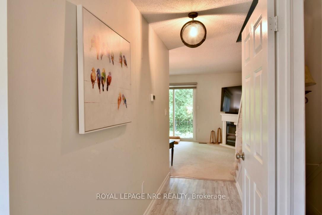 Photo 2 of Unit 11, 159 Canboro Road, Pelham, Fonthill — HOMEH