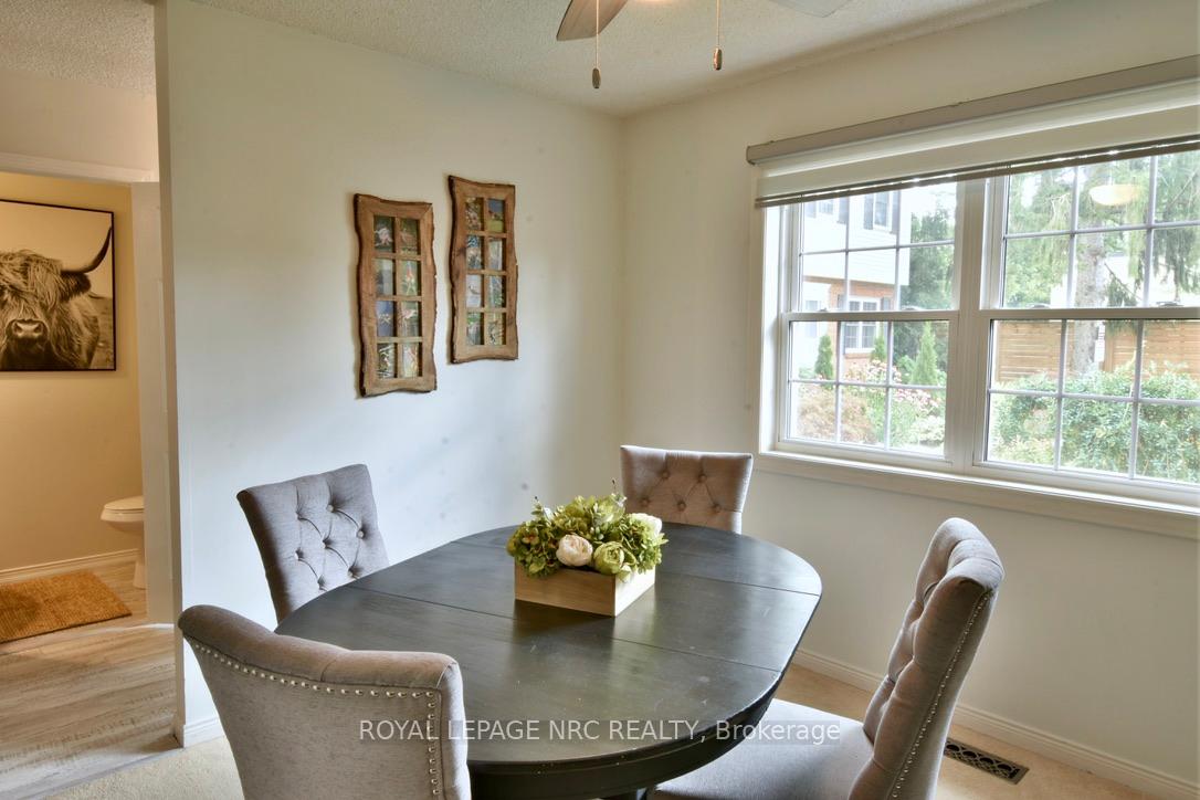 Photo 4 of Unit 11, 159 Canboro Road, Pelham, Fonthill — HOMEH