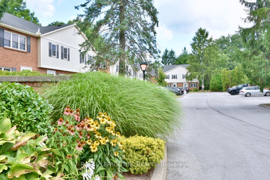 Photo 32 of Unit 11, 159 Canboro Road, Pelham, Fonthill — HOMEH