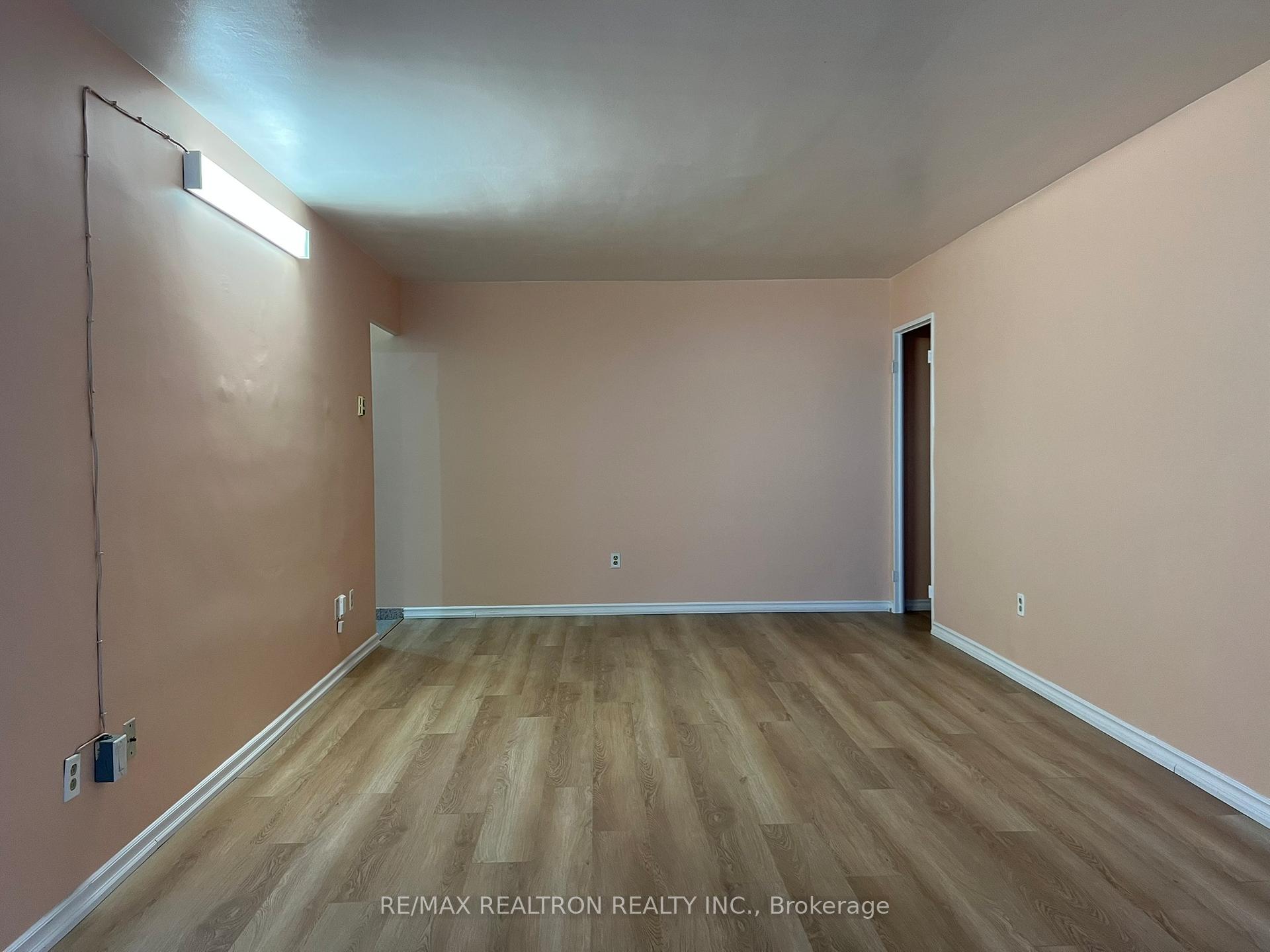 Photo 11 of Unit 2103, 3 Massey Square, Toronto, Crescent Town — HOMEH