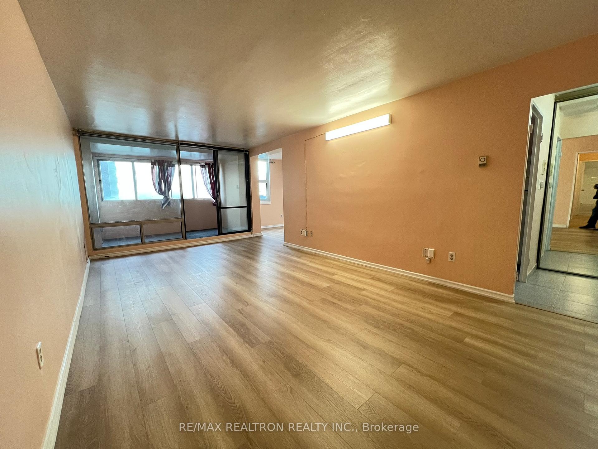 Photo 25 of Unit 2103, 3 Massey Square, Toronto, Crescent Town — HOMEH