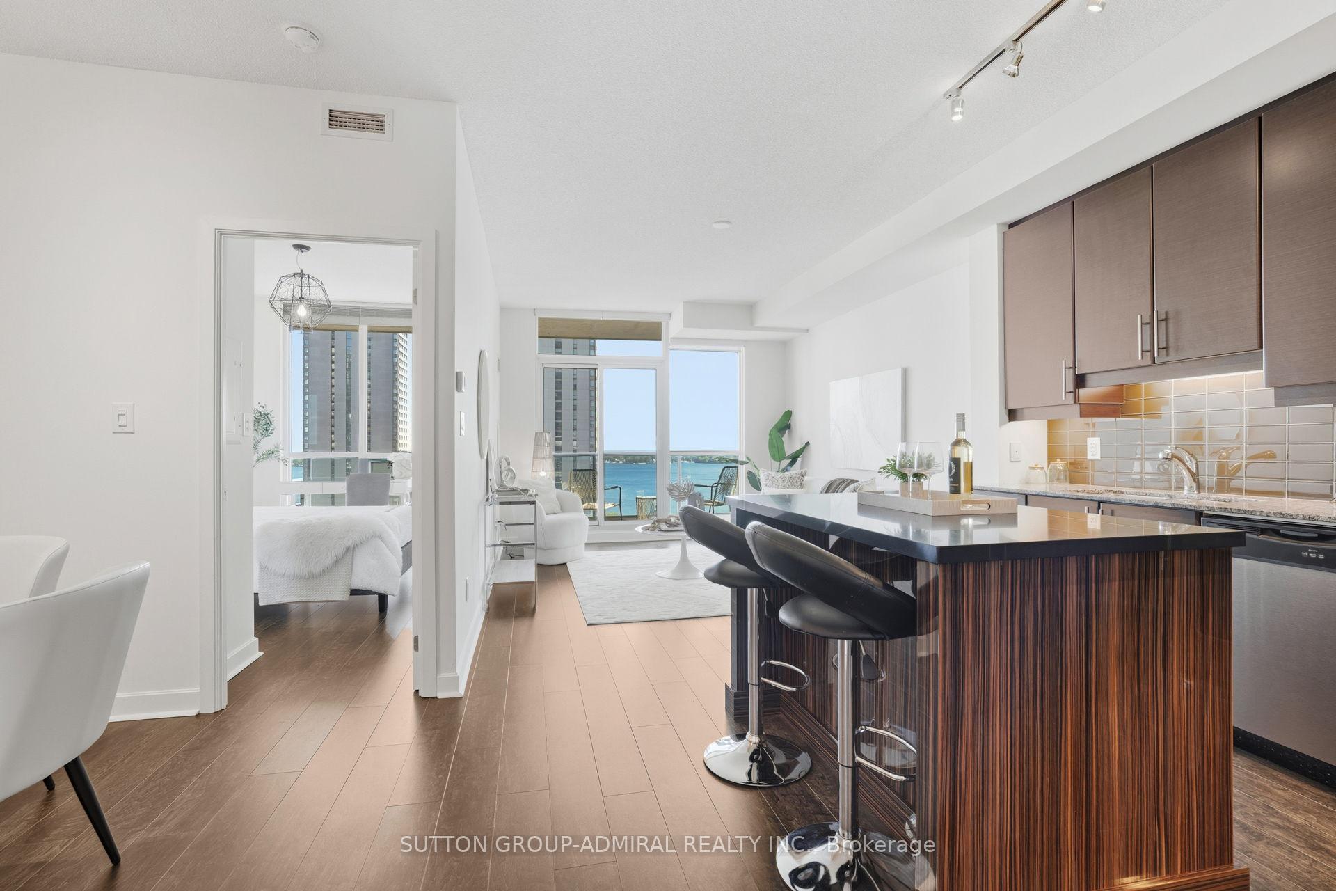 Front of Unit 1810, 33 Bay Street