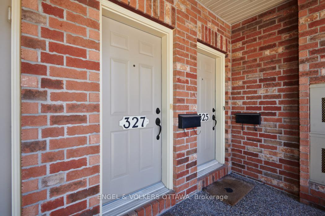 Photo 3 of 327 Elite, Ottawa, Barrhaven - Longfields — HOMEH