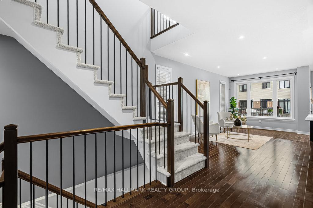 Photo 7 of 107 Nutting Crescent, Ottawa, Riverside South/Gloucester Glen — HOMEH