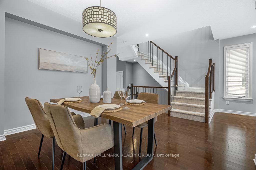 Photo 9 of 107 Nutting Crescent, Ottawa, Riverside South/Gloucester Glen — HOMEH