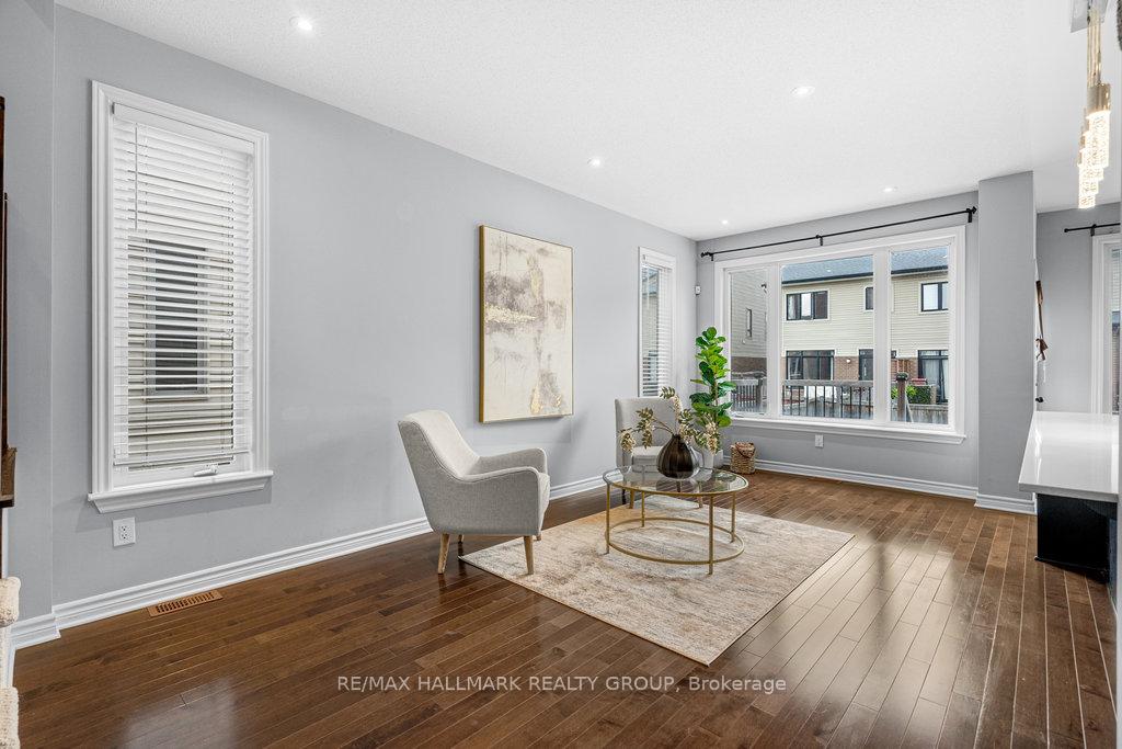 Photo 14 of 107 Nutting Crescent, Ottawa, Riverside South/Gloucester Glen — HOMEH