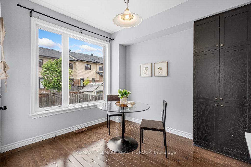 Photo 18 of 107 Nutting Crescent, Ottawa, Riverside South/Gloucester Glen — HOMEH